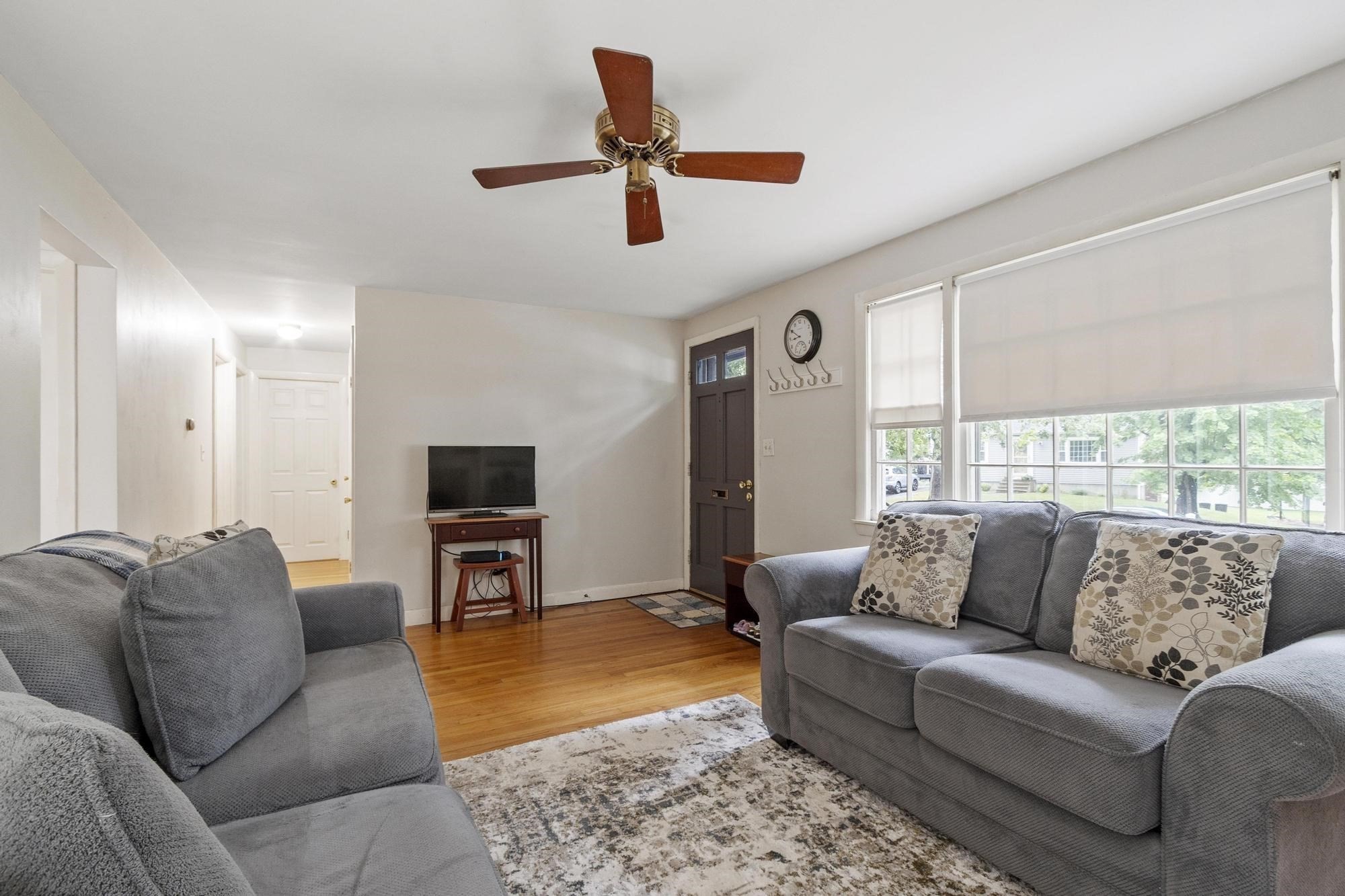 30 Dunshire Drive Property Photo 3