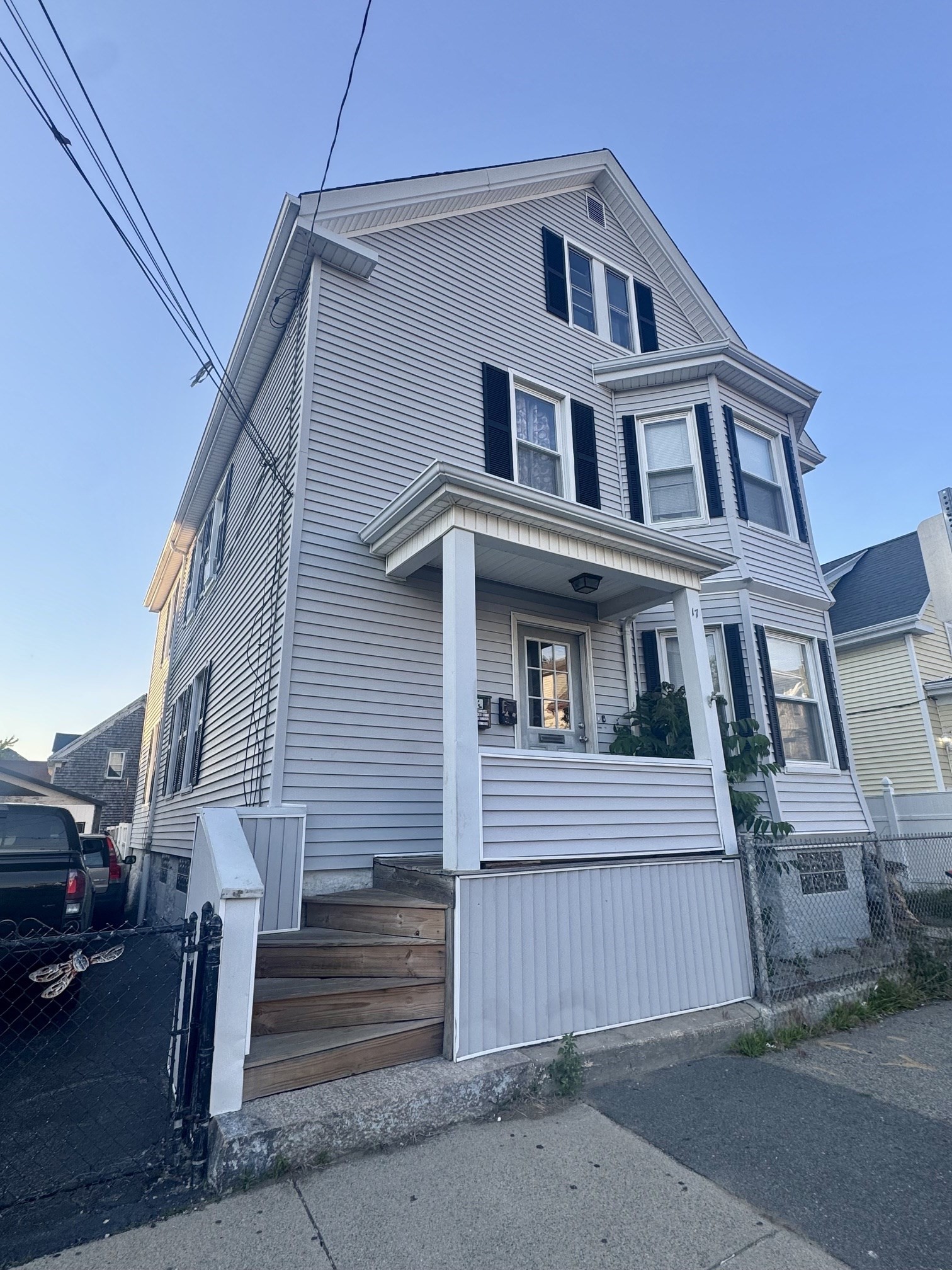 17 Social St Property Photo 2