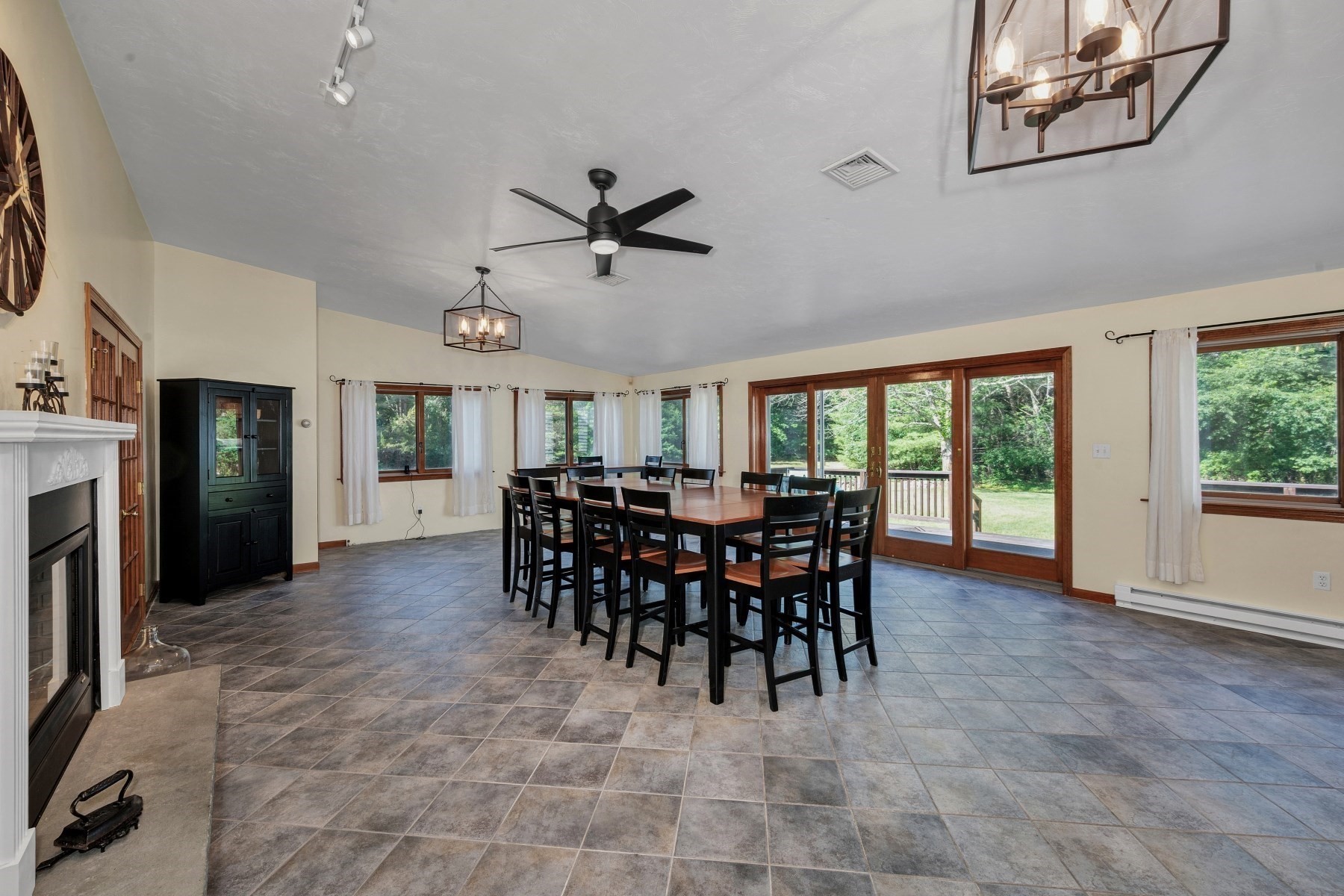65 Richard Dr. Property Photo 14