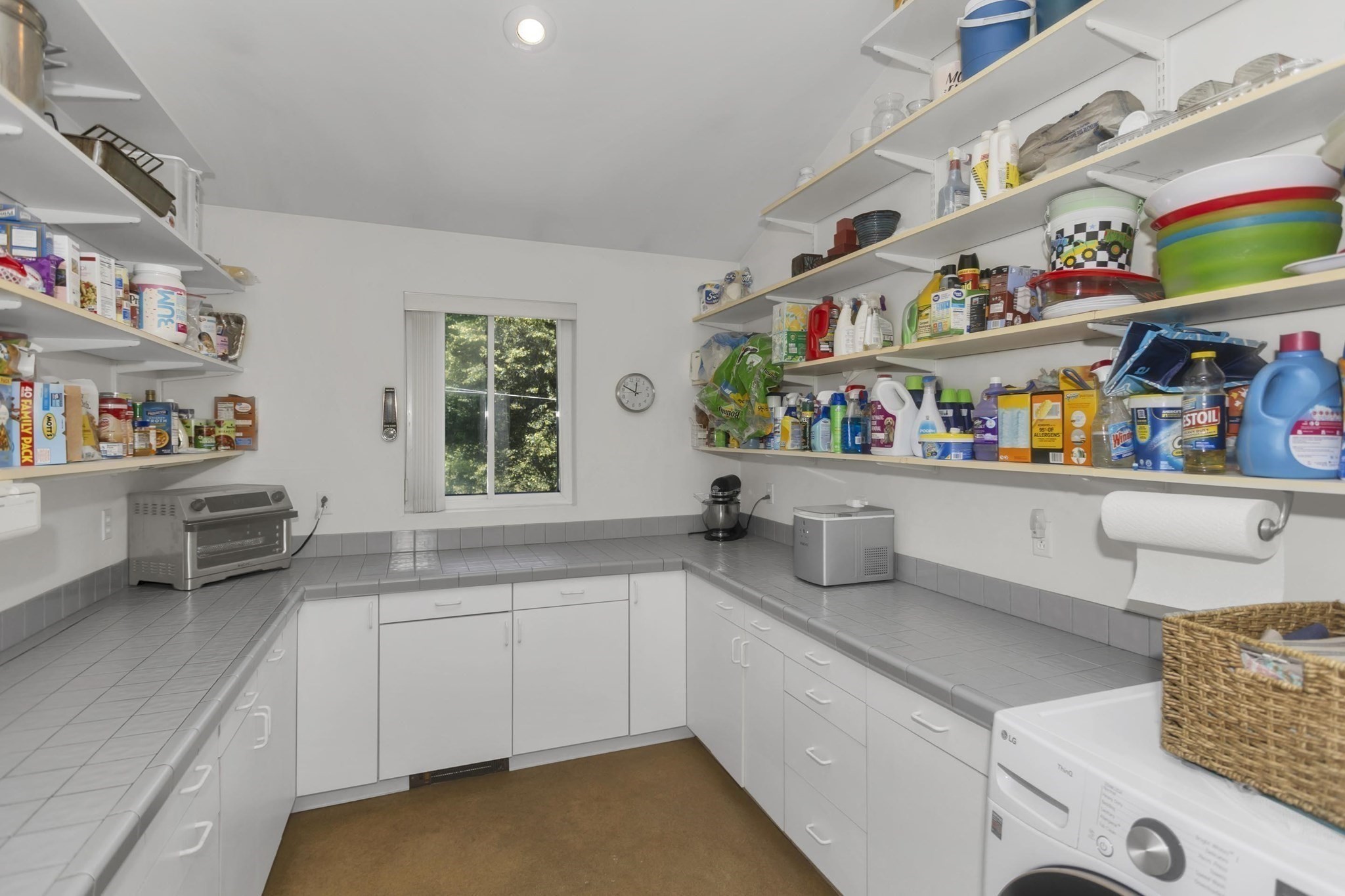 447 Loring Rd Property Photo 12