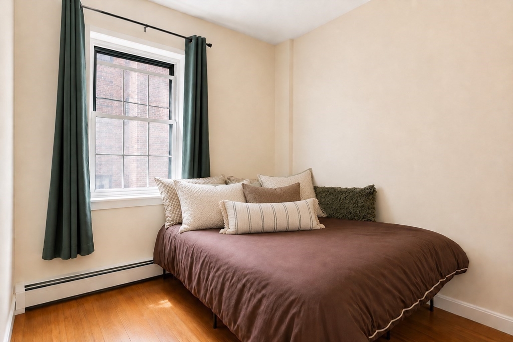 28 Phillips St # A Property Photo 7