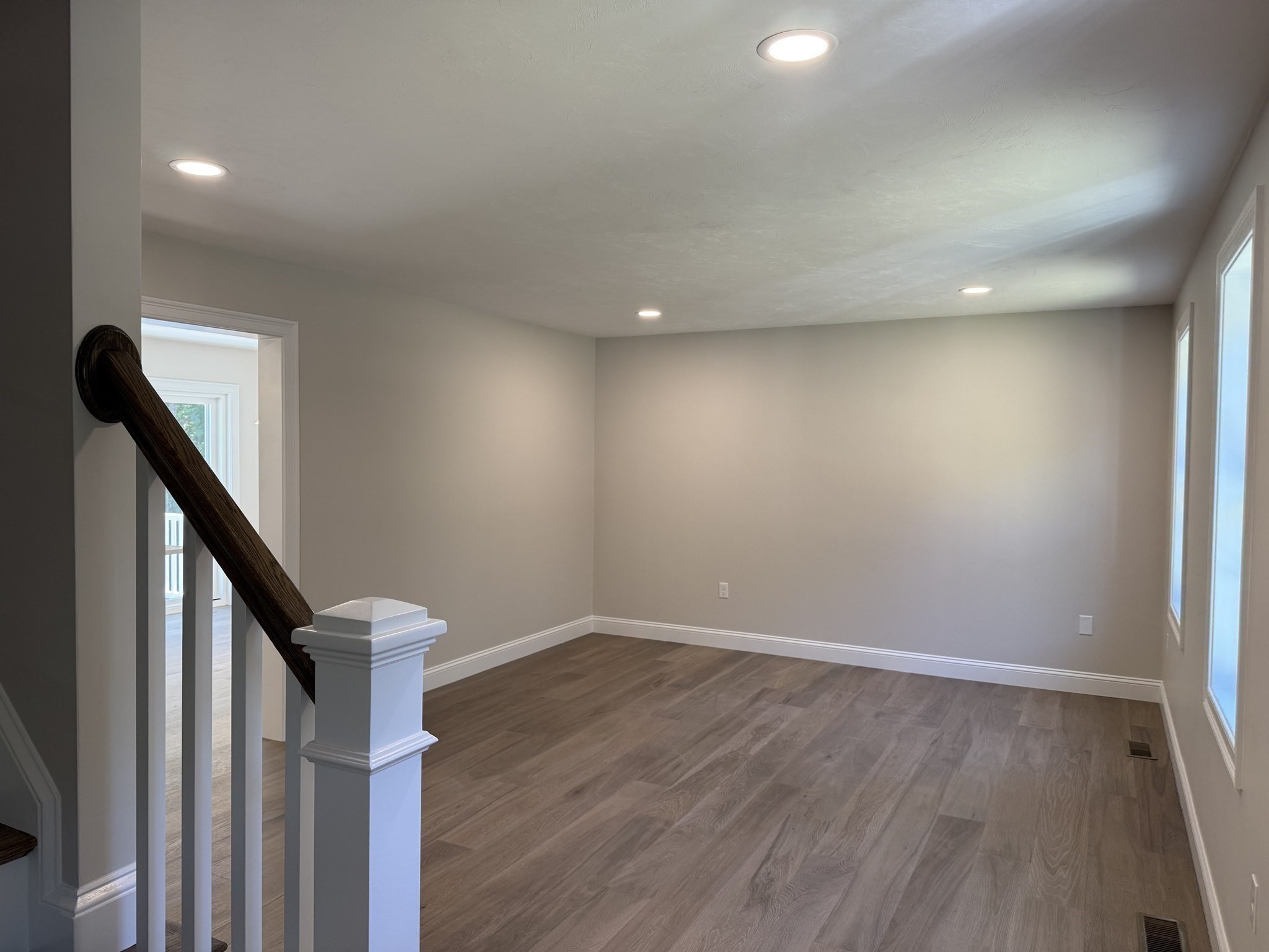 5 Sand Street Property Photo 2