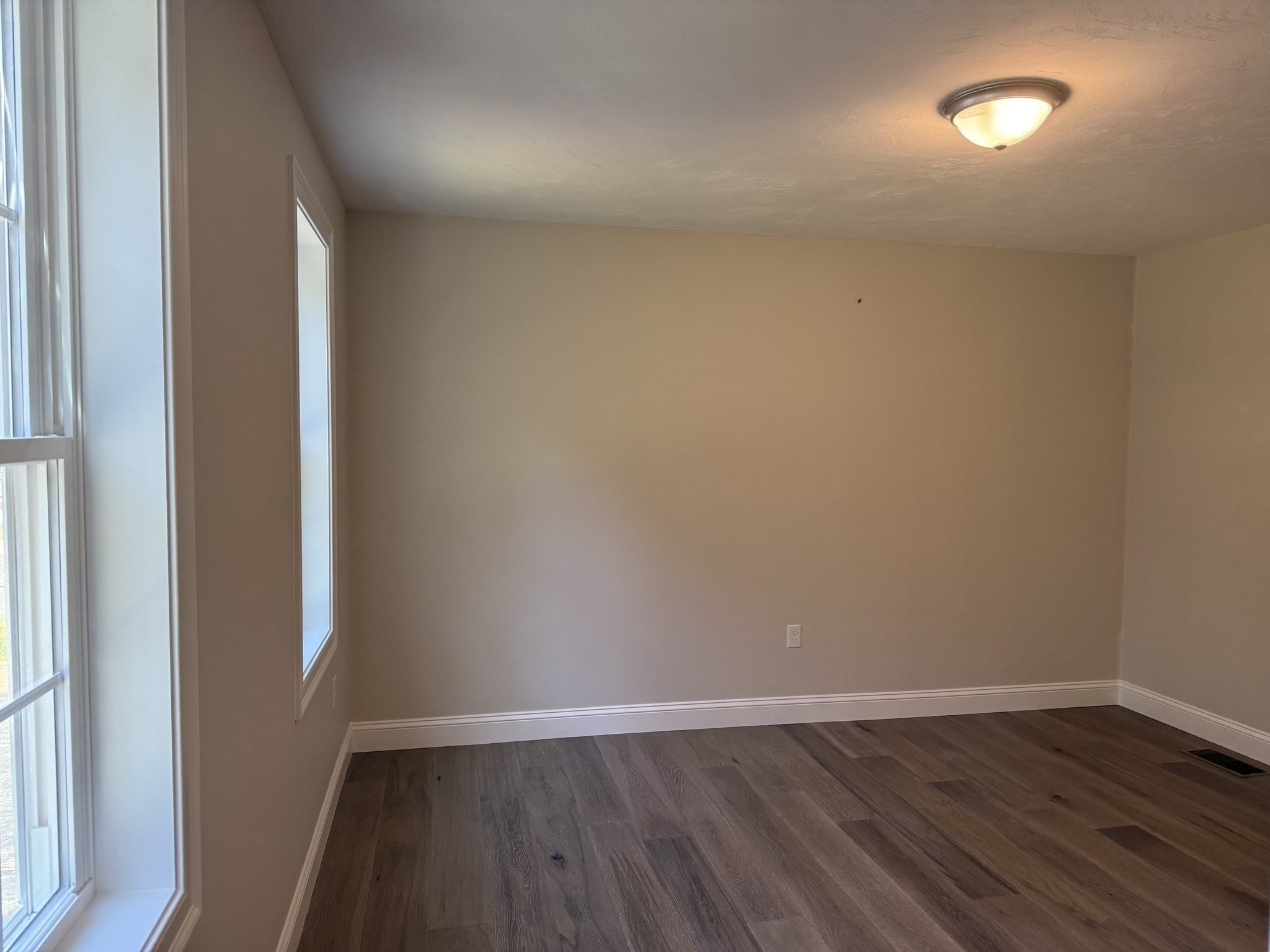 5 Sand Street Property Photo 12