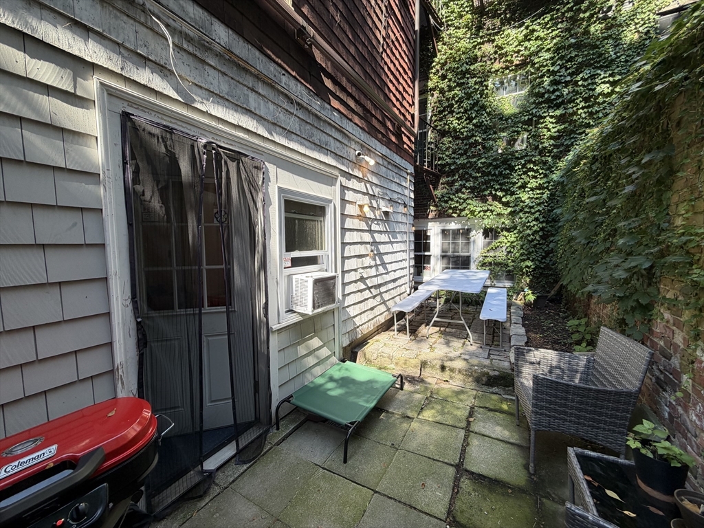 10 Lindall Place # 5 Property Photo 1