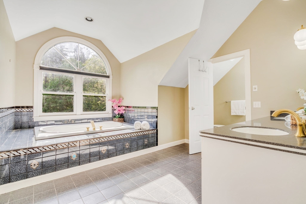 153 Walpole St Property Photo 19