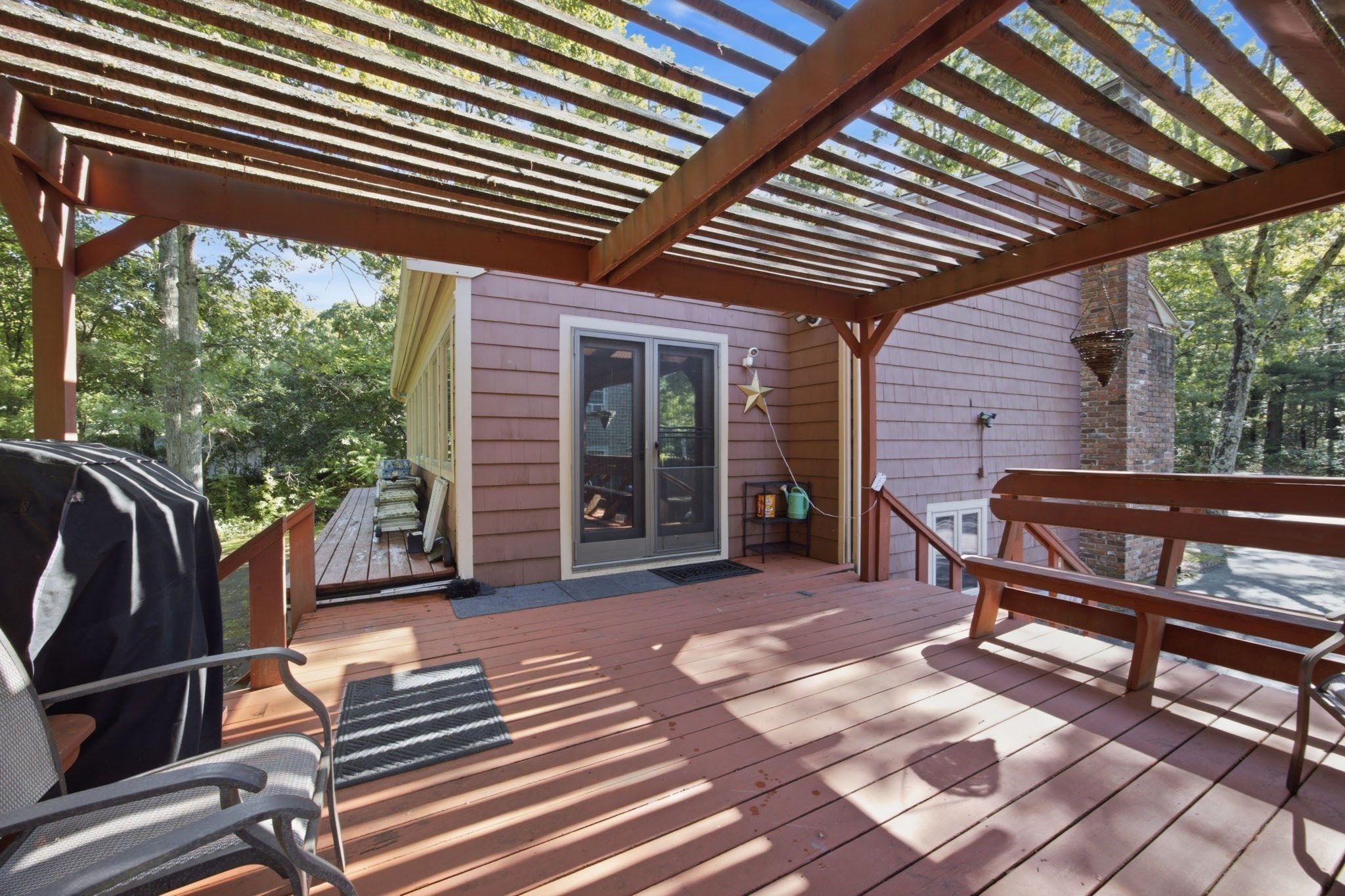 111 Rocky Pond Rd Property Photo 4