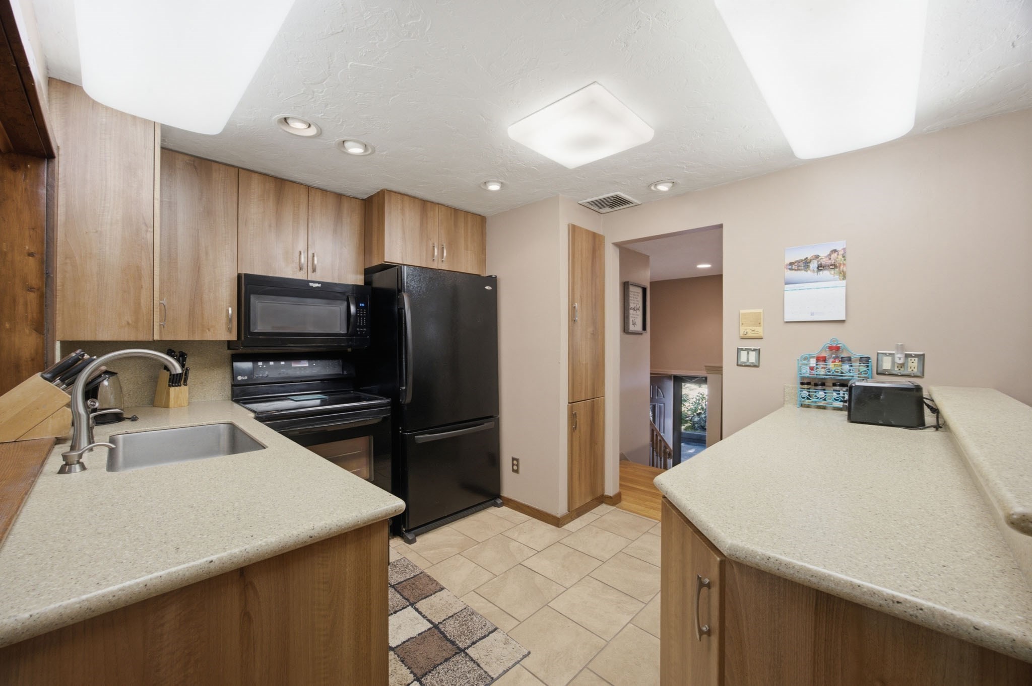 111 Rocky Pond Rd Property Photo 8