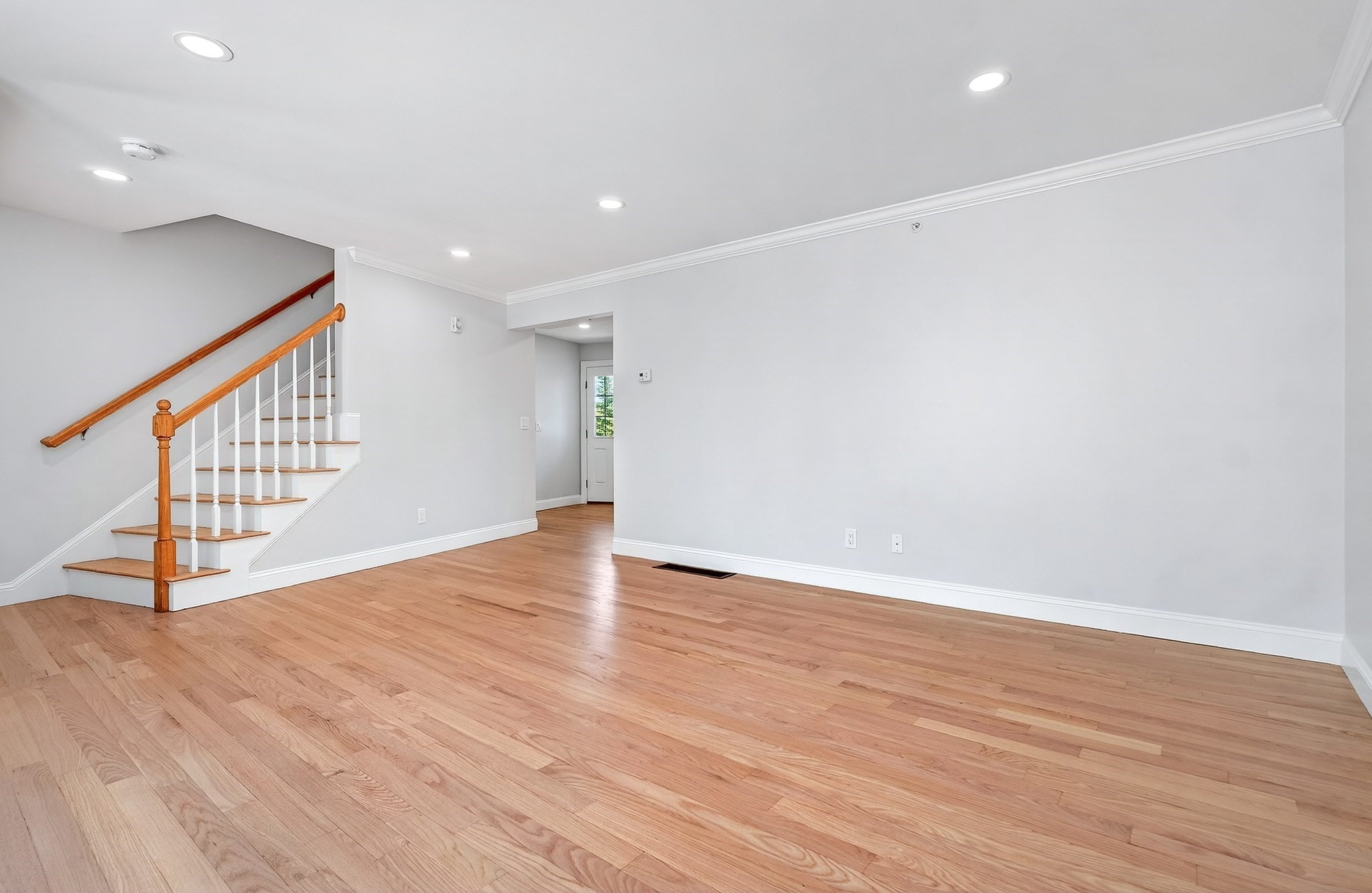 861 Washington St # 2 Property Photo 8