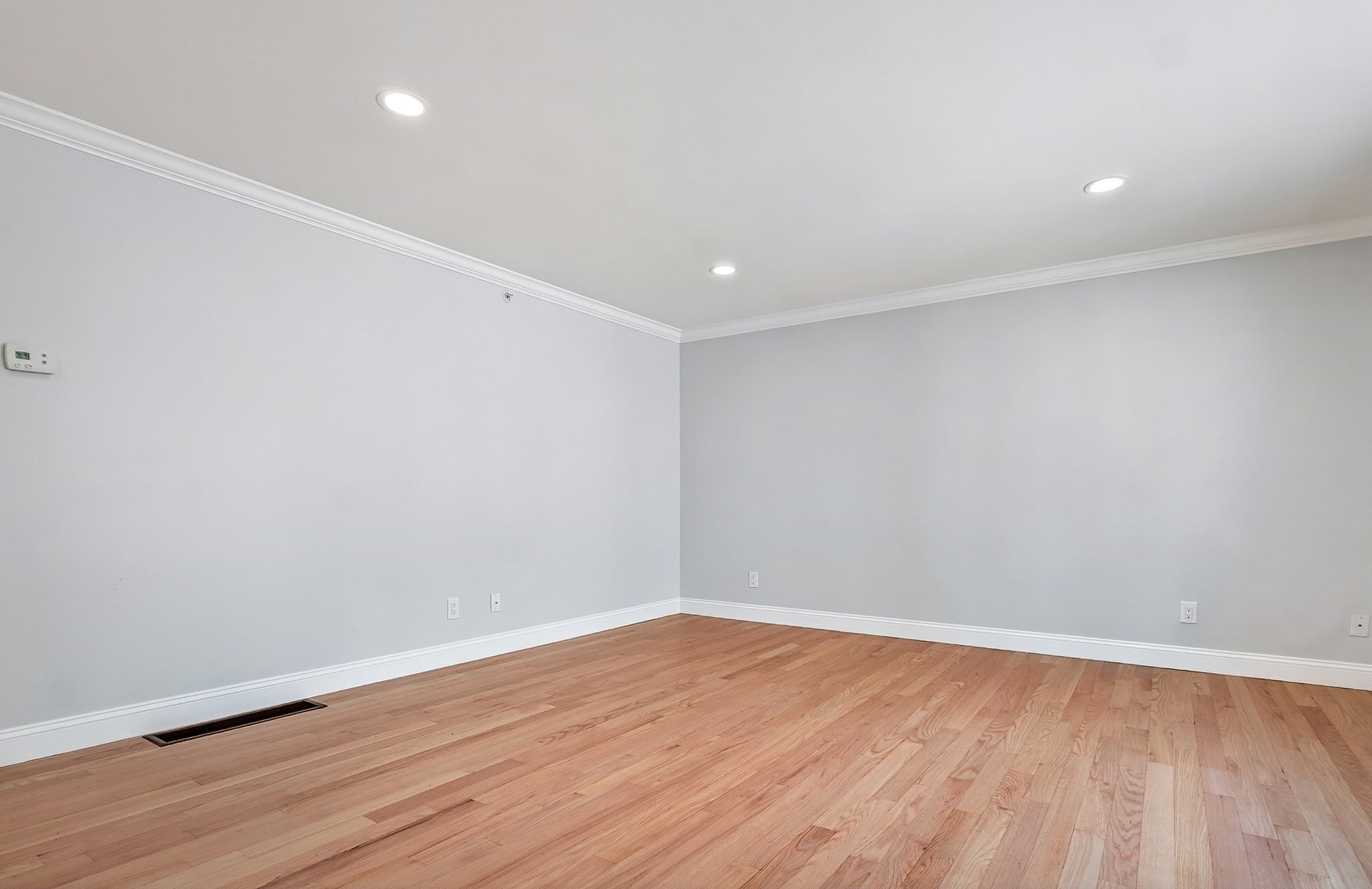 861 Washington St # 2 Property Photo 9