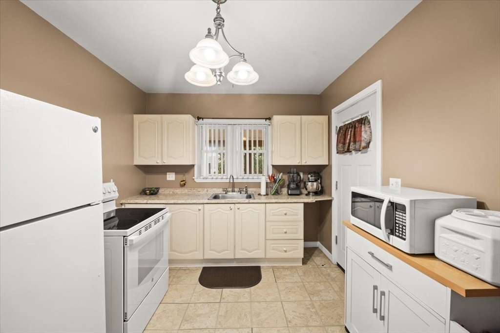 2118 Riverside Ave Property Photo 22