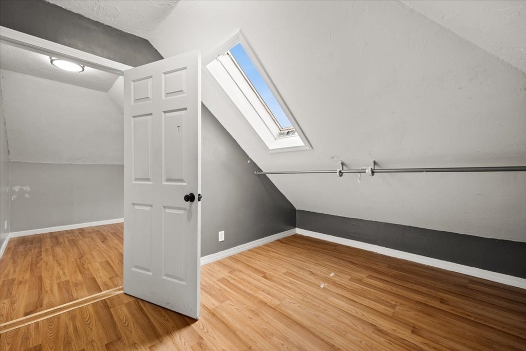 2118 Riverside Ave Property Photo 36