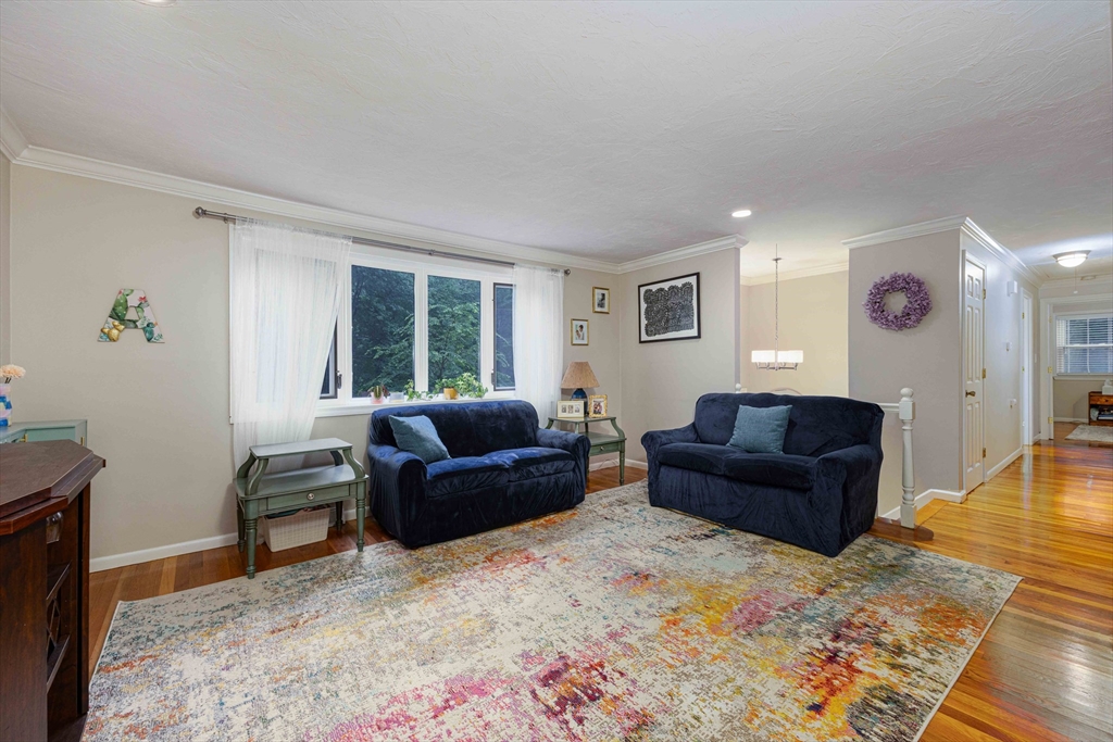 94 West Street Property Photo 4
