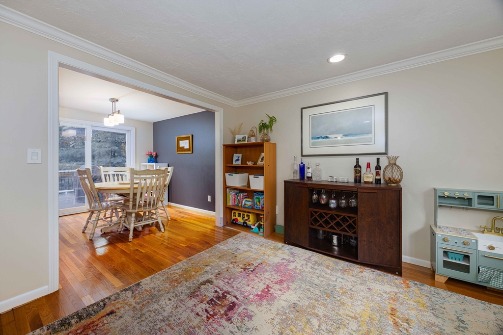 94 West Street Property Photo 6