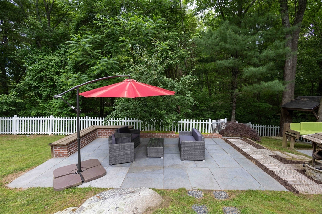 94 West Street Property Photo 30