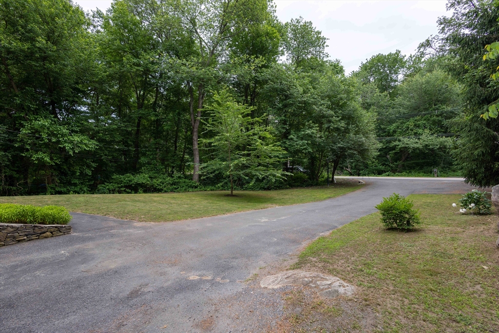 94 West Street Property Photo 41