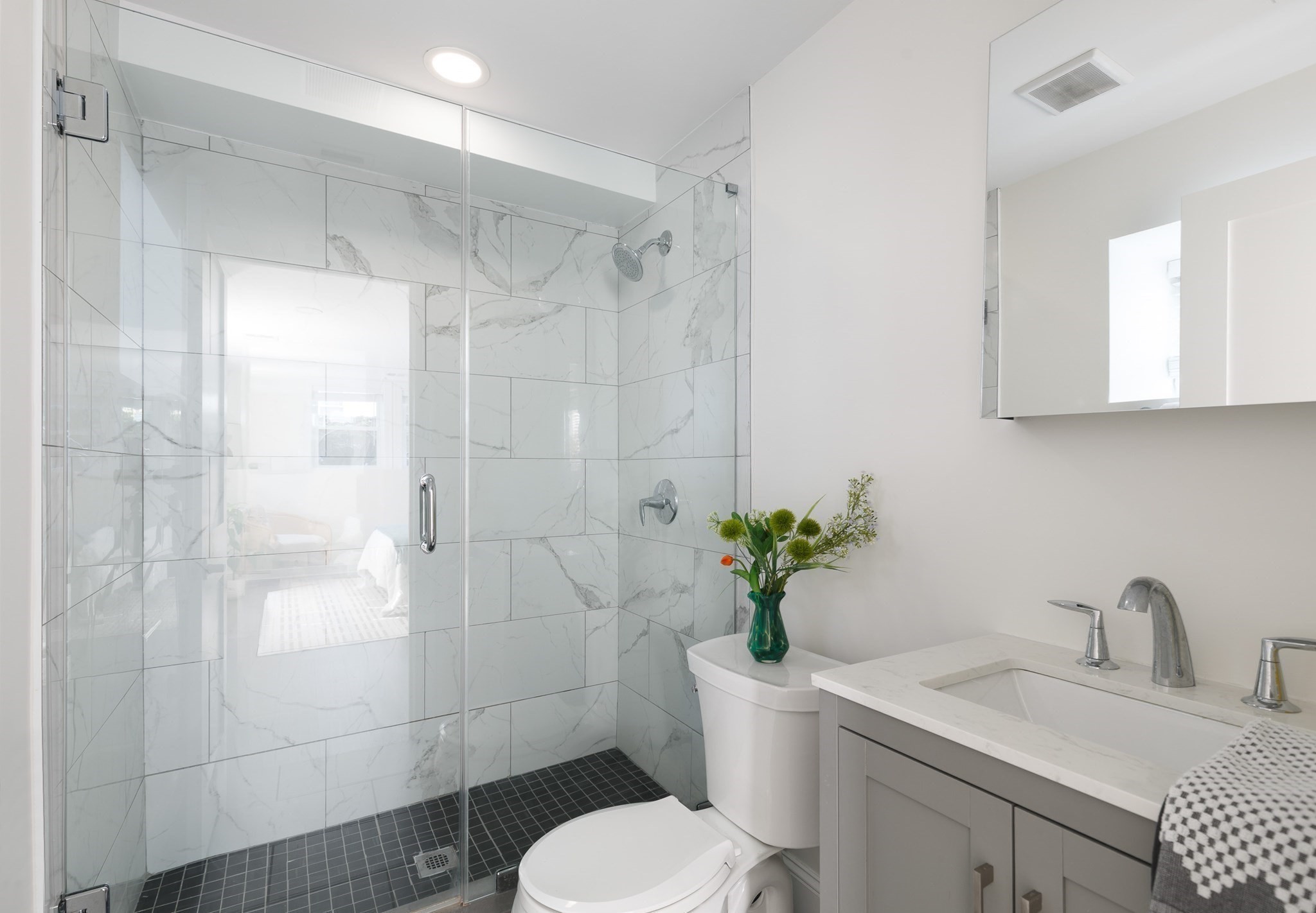 70 Stanley Avenue # 70 Property Photo 17