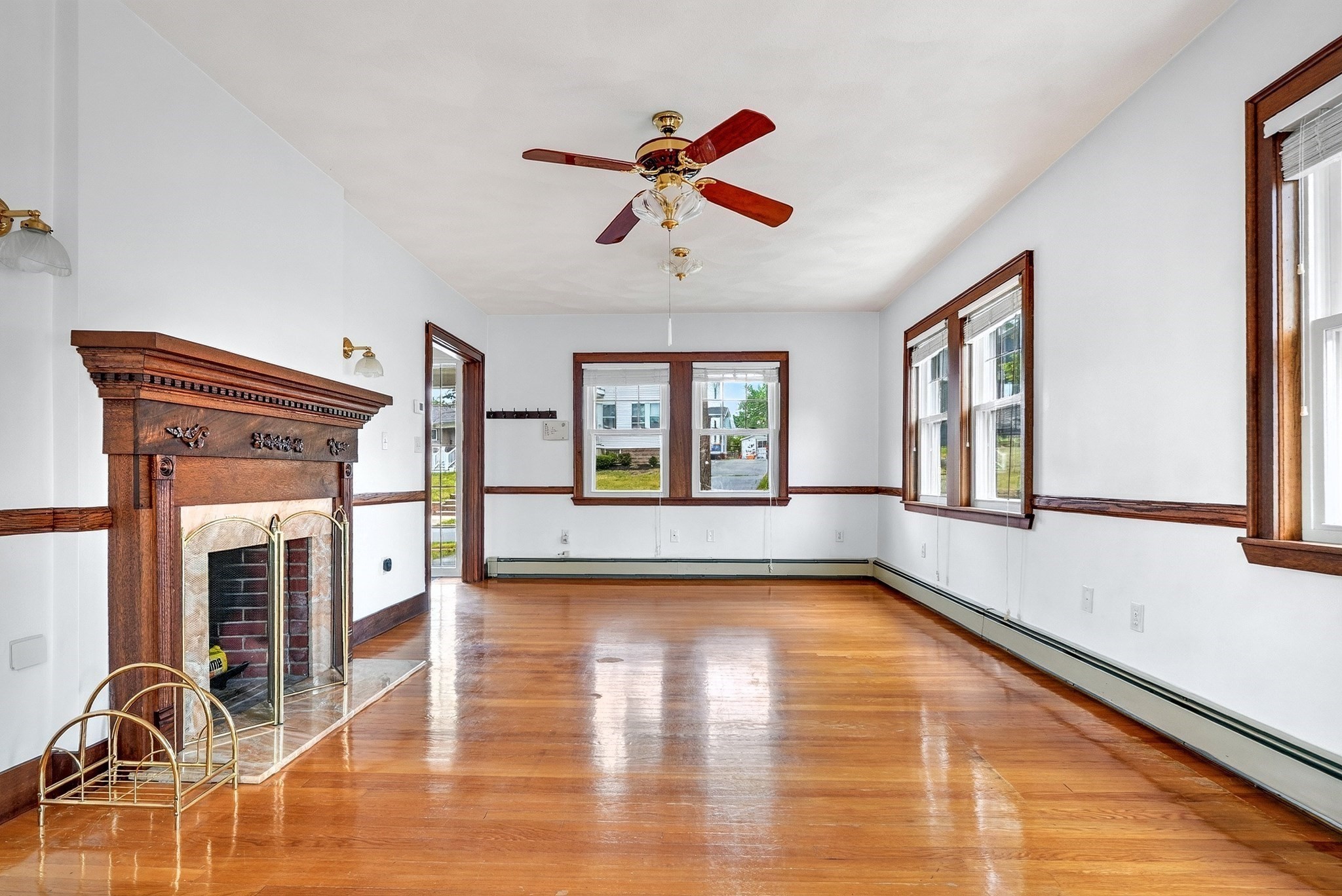 37 Loring Rd. Property Photo 6