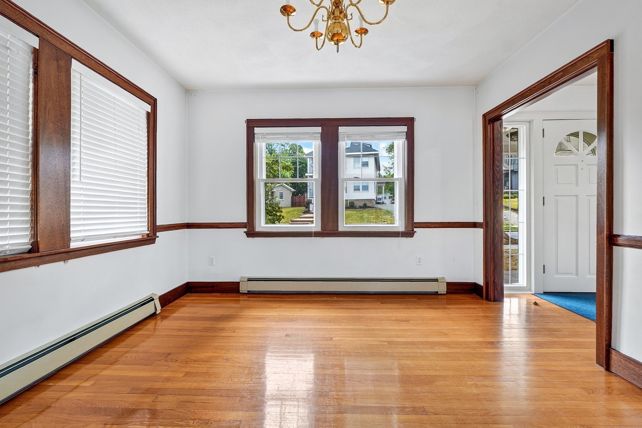 37 Loring Rd. Property Photo 9
