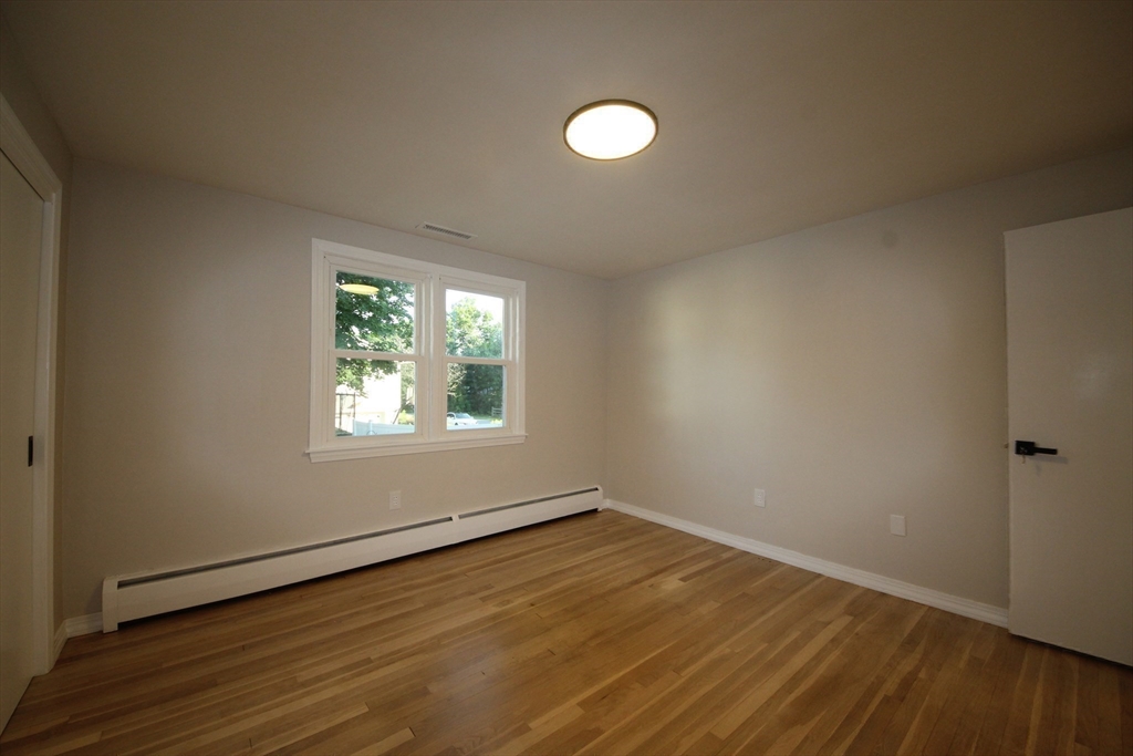 14 Wesley St Property Photo 15