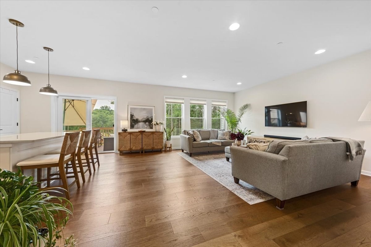 11 Winslow Lane # 2 Property Photo 1
