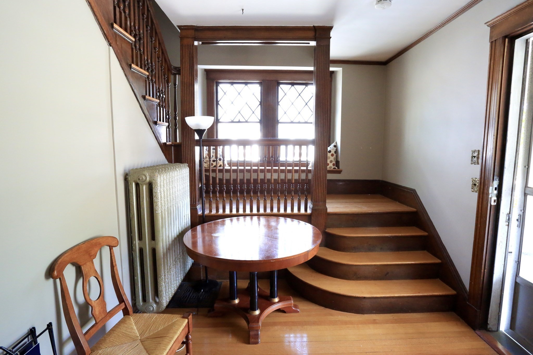 124 Forest St Property Photo 3