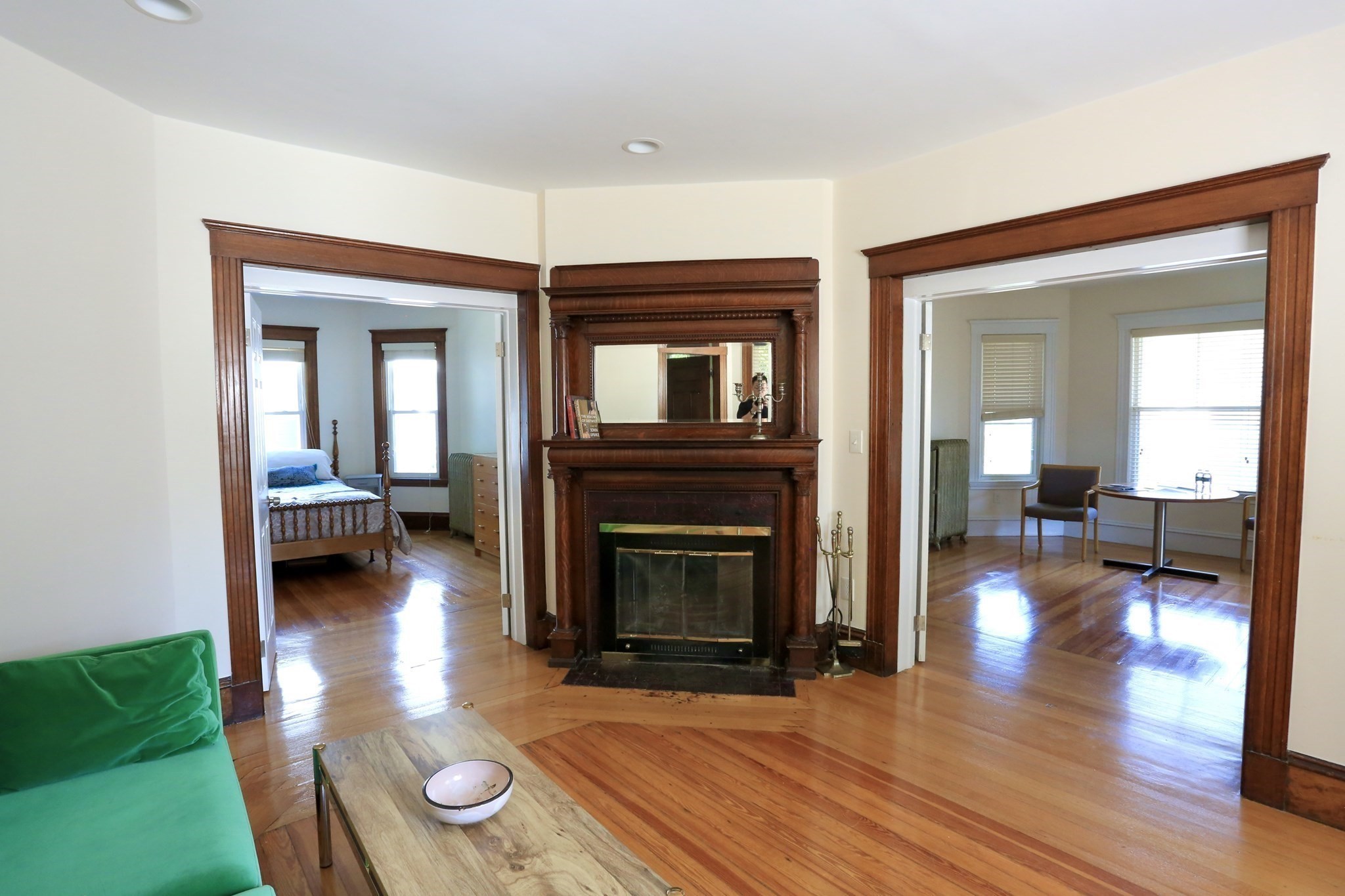 124 Forest St Property Photo 5