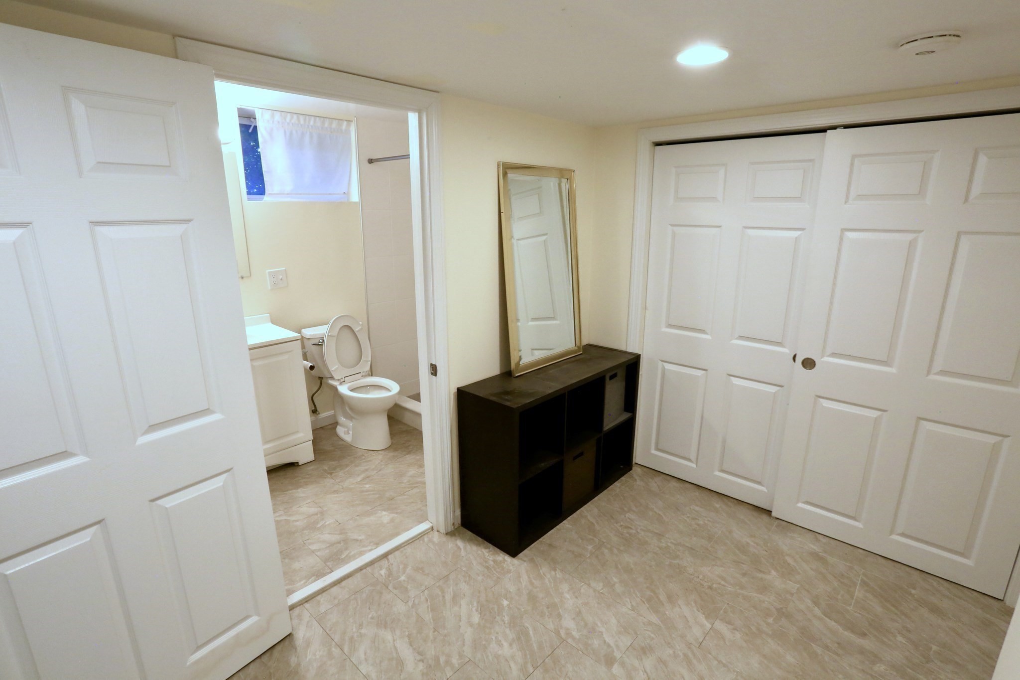 124 Forest St Property Photo 11