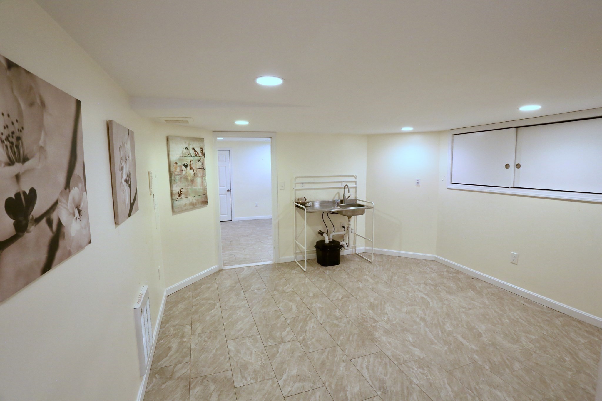 124 Forest St Property Photo 14