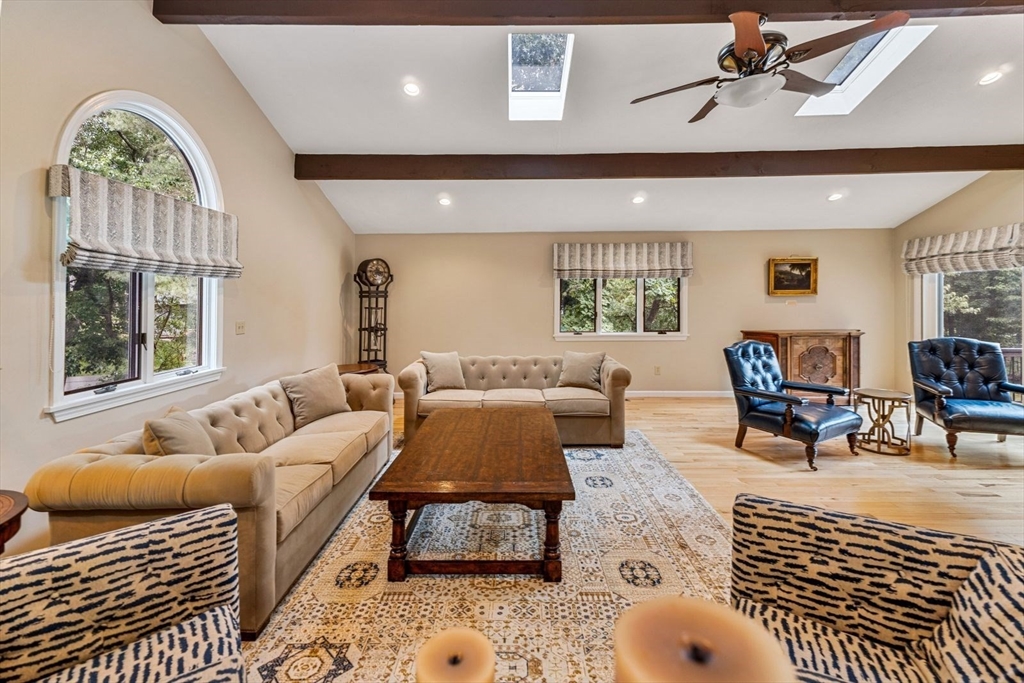 7 Edgeworth St Property Photo 19