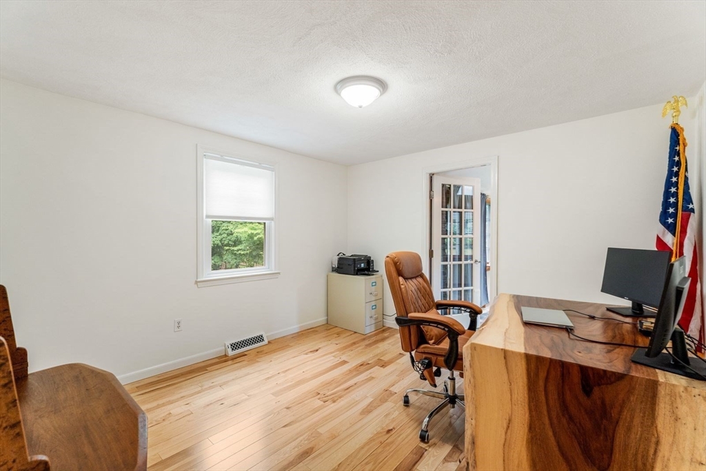 7 Edgeworth St Property Photo 29