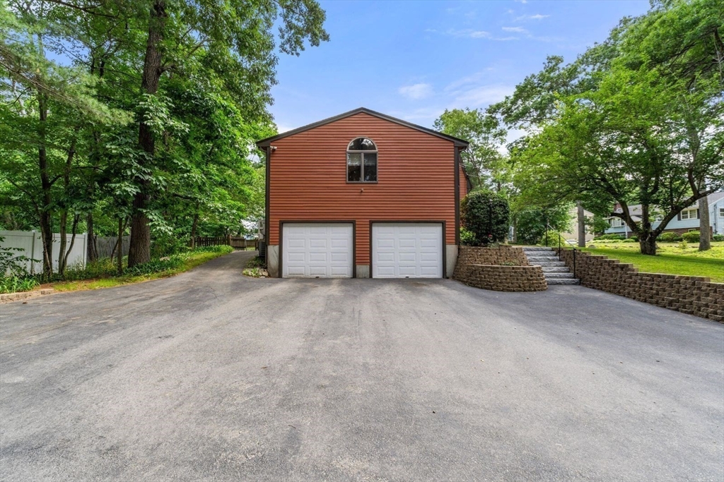 7 Edgeworth St Property Photo 38