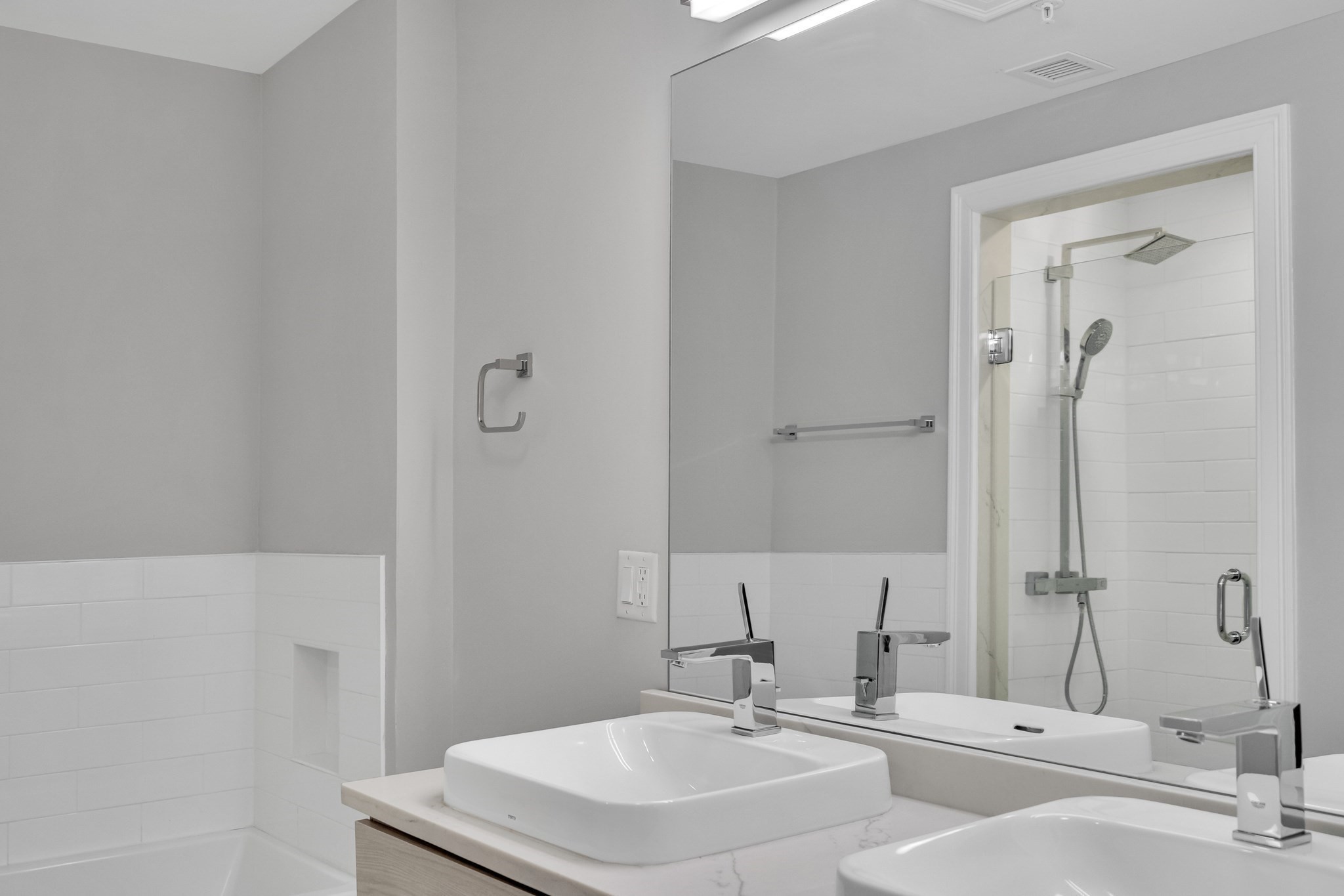 771-781 Harrison Ave # G5 Property Photo 14