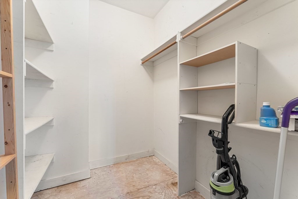 42-44 Woodlawn Street # 5 Property Photo 15