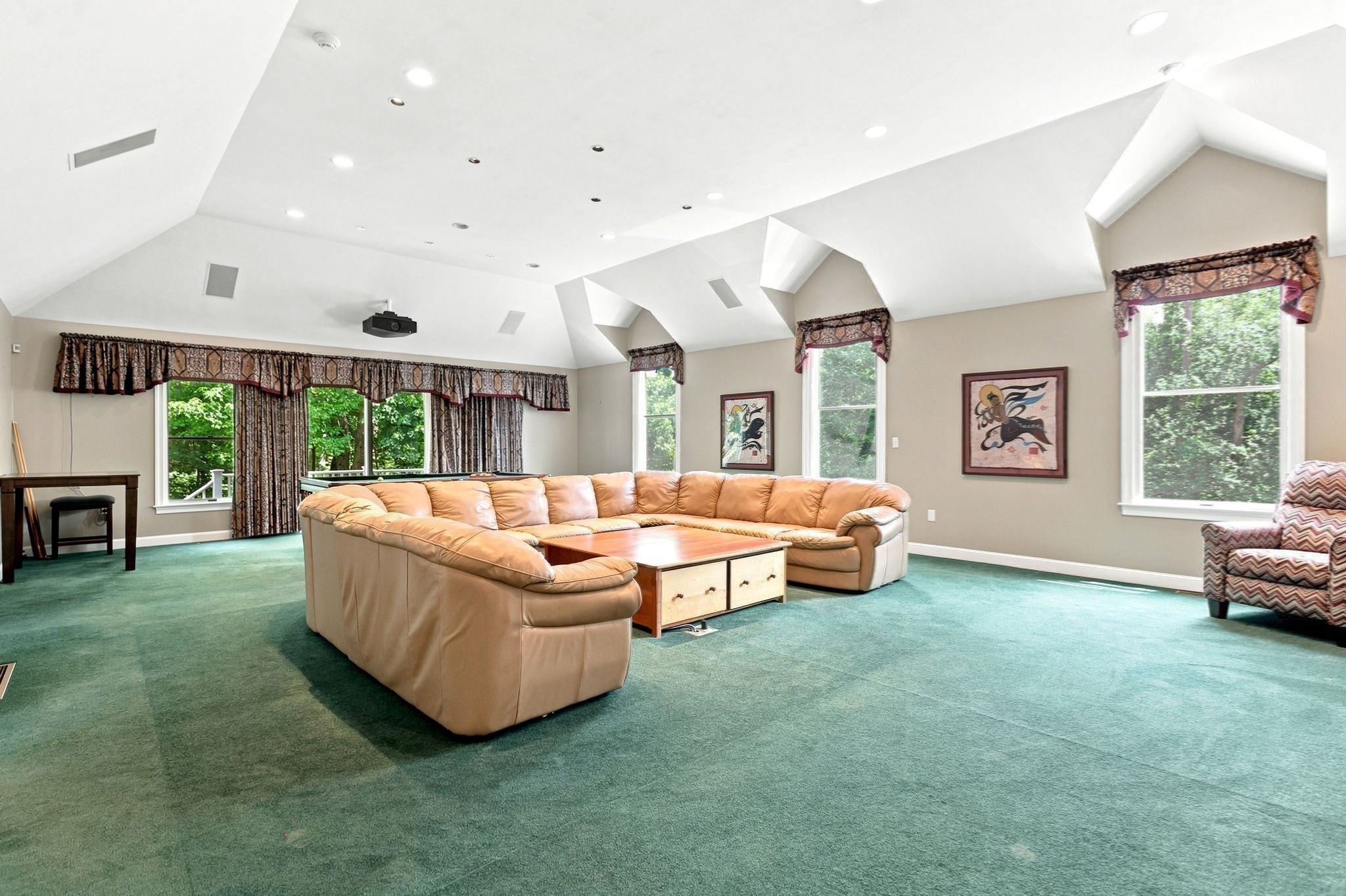 3 Hazelwood Cir Property Photo 17