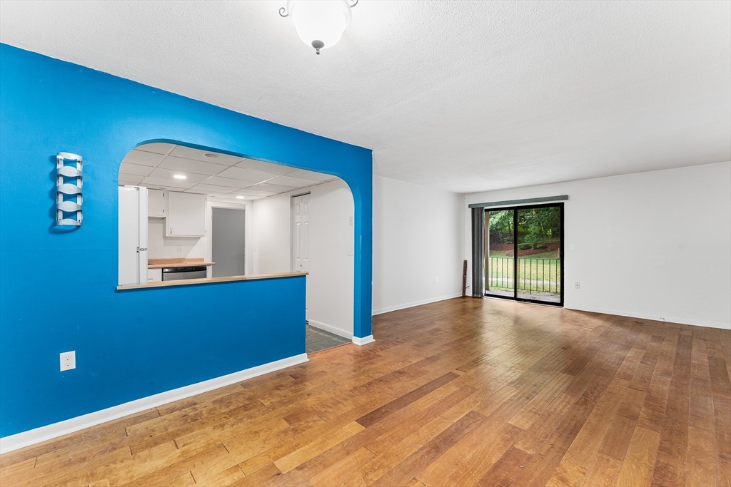 59 School St # B15 Property Photo 5