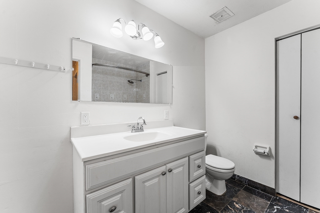 59 School St # B15 Property Photo 13