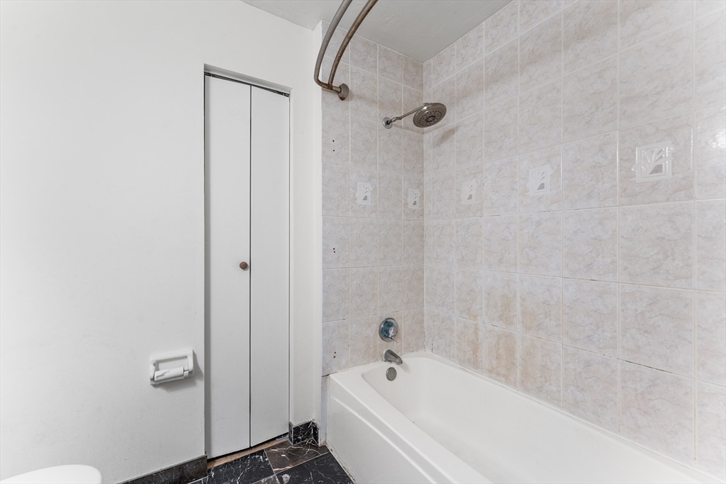59 School St # B15 Property Photo 14
