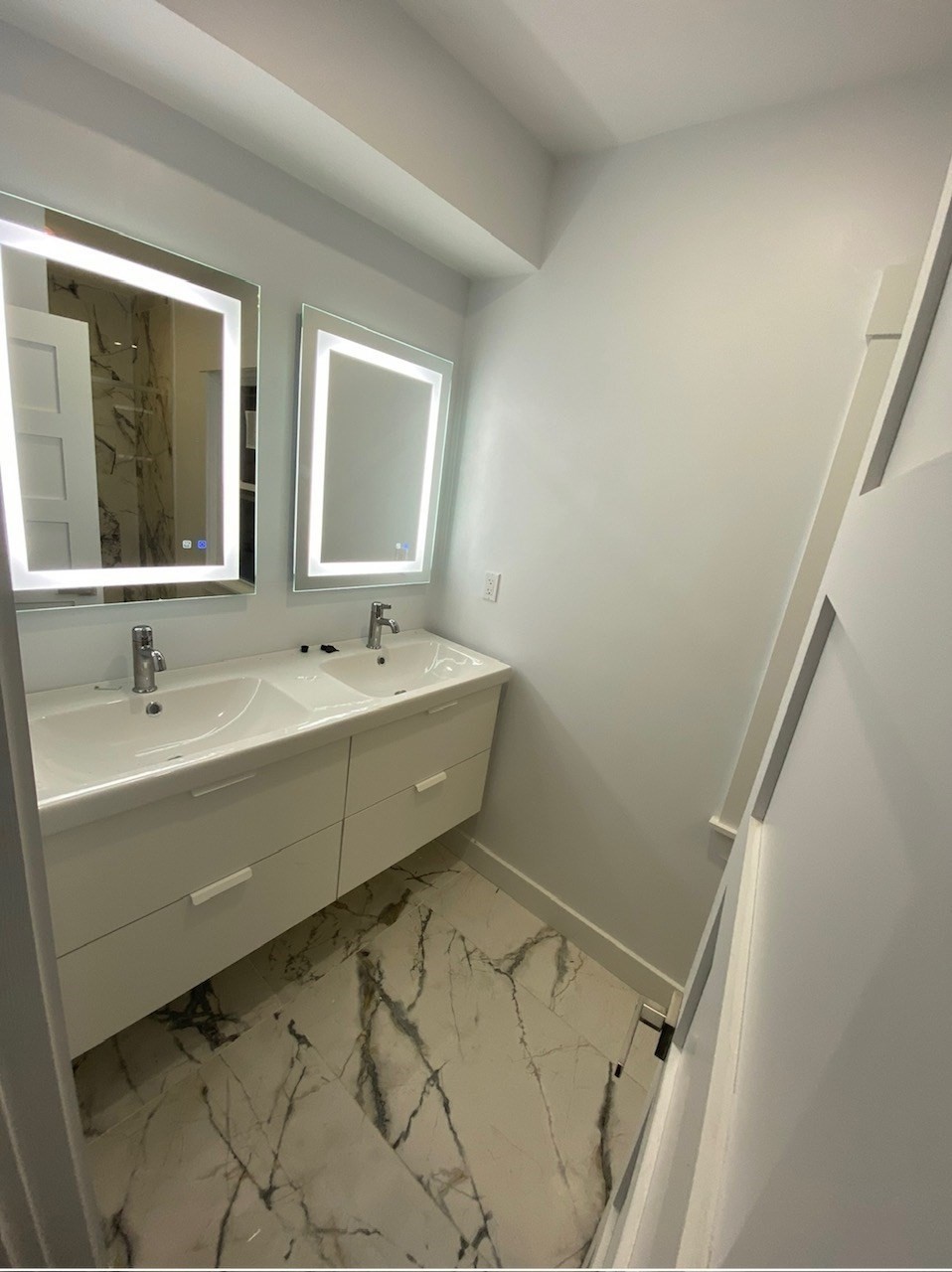 19 Harrison St Property Photo 7