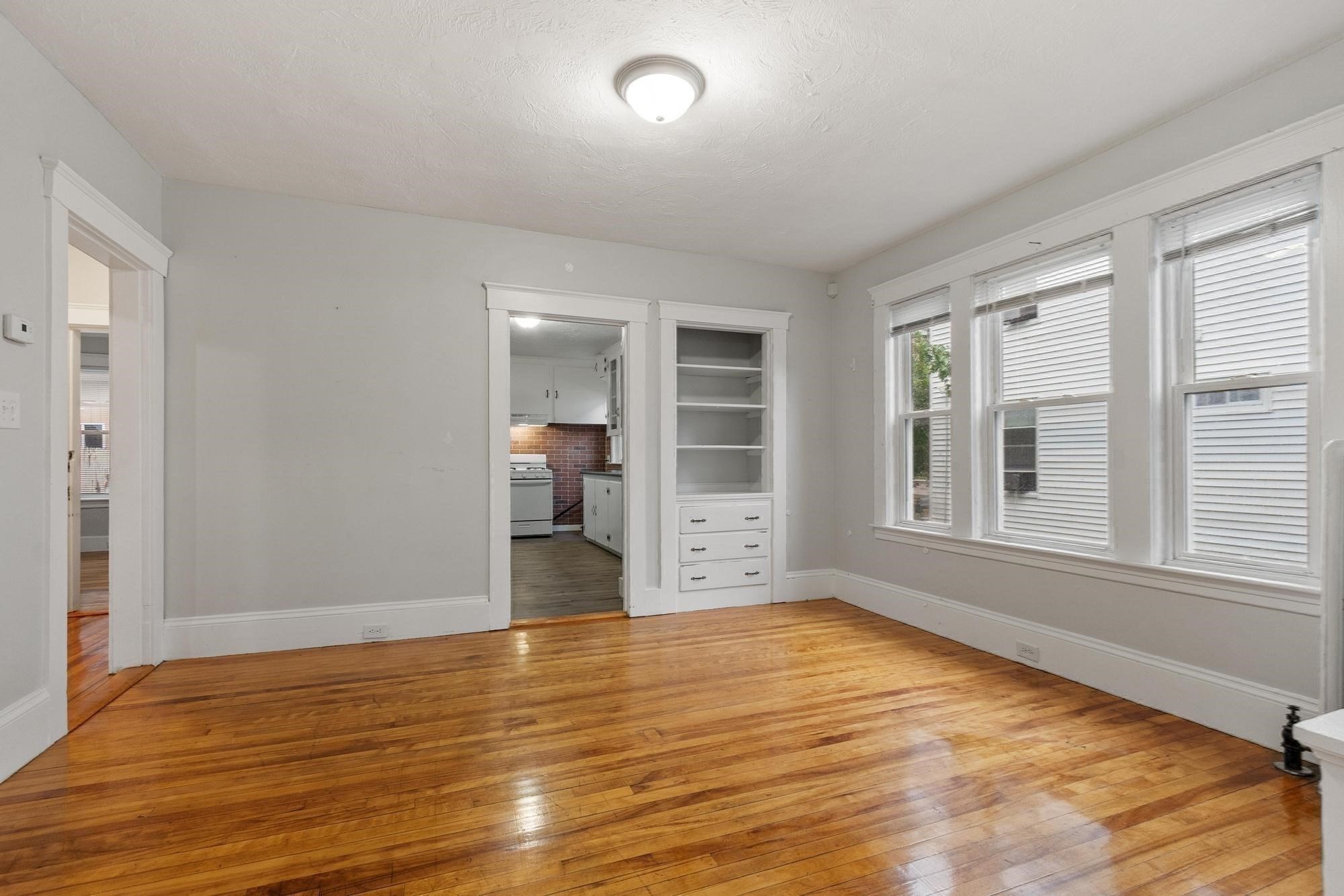 143 Highland Ave Property Photo 11