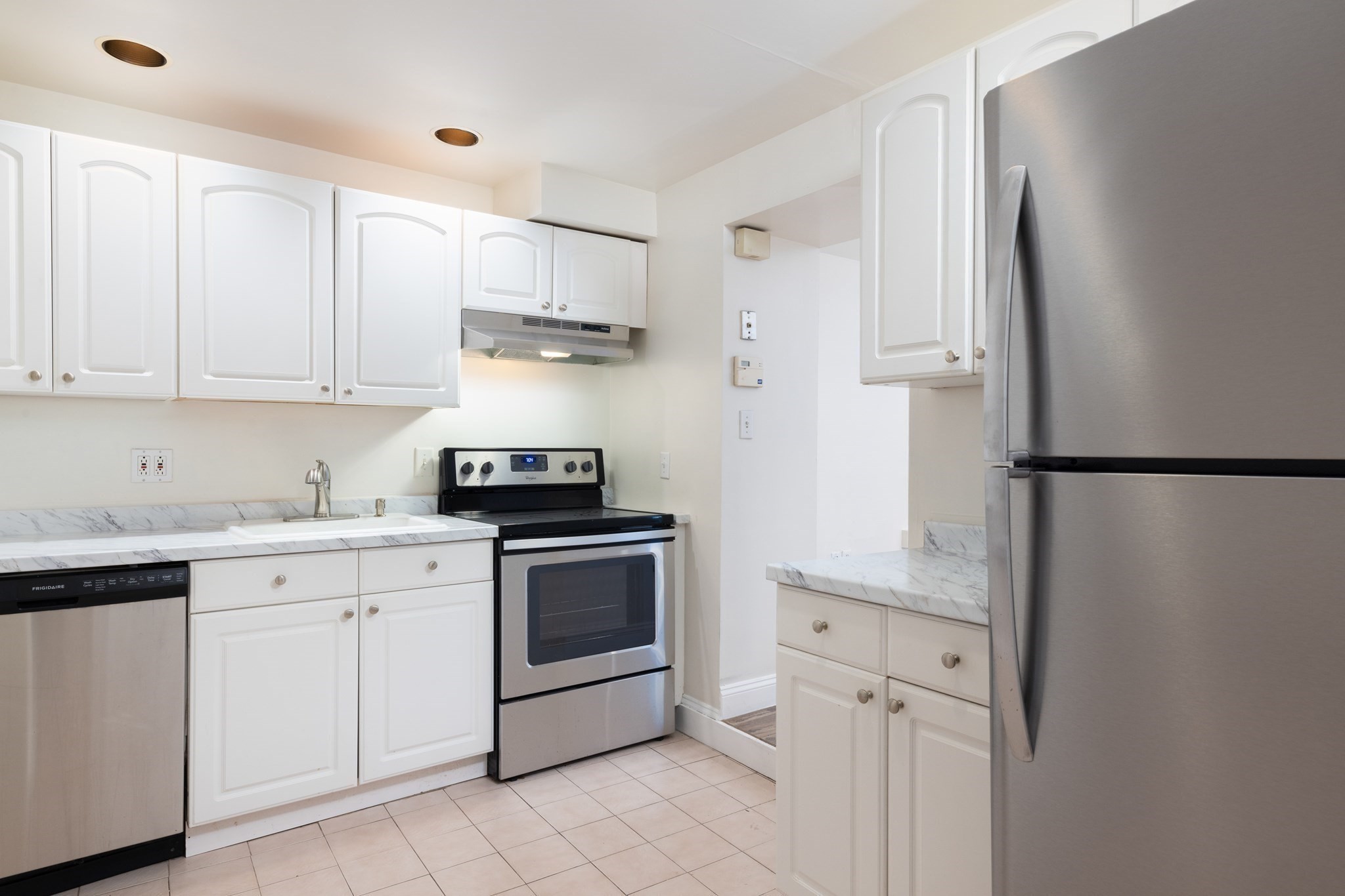 2 Derne Street Property Photo 25