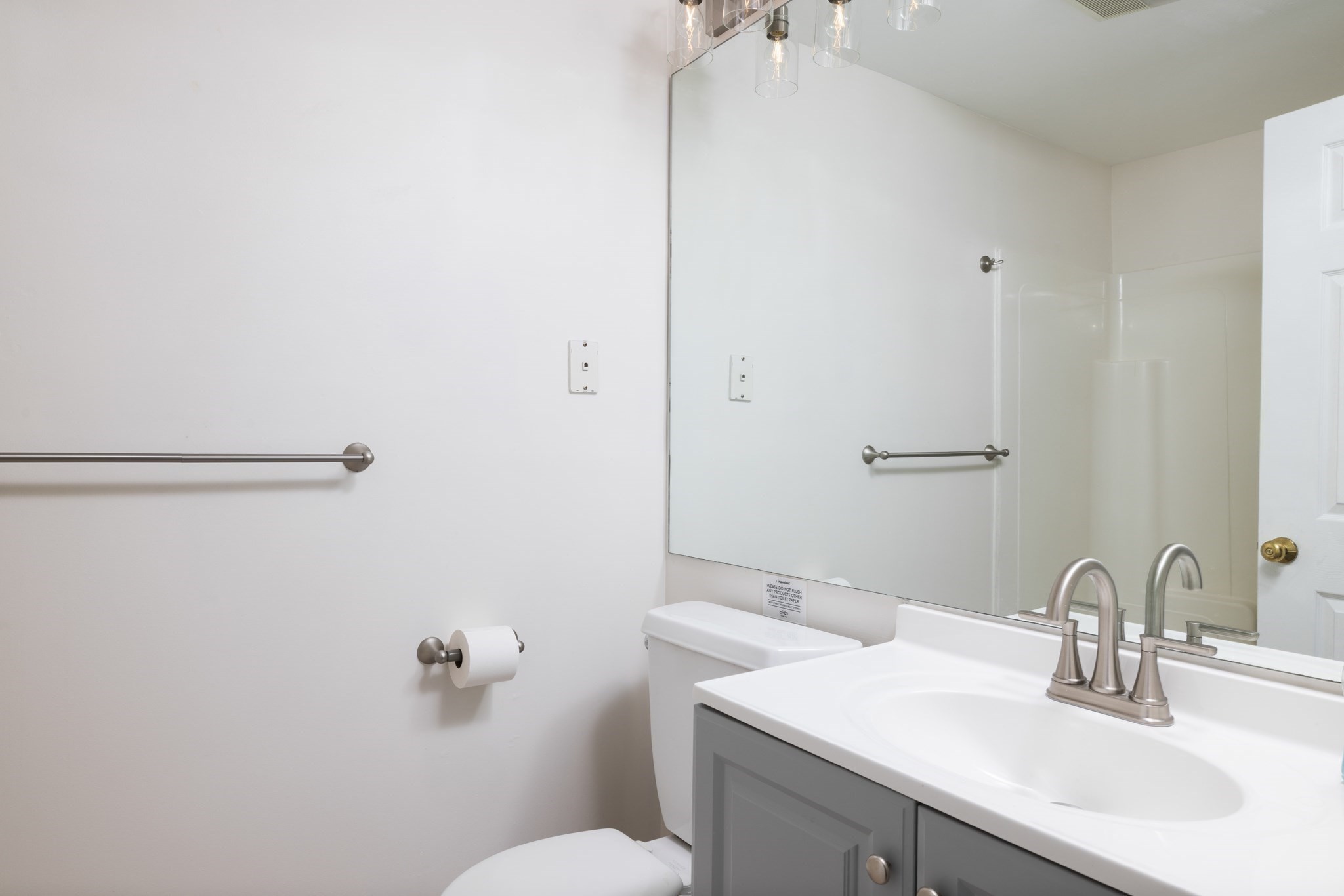 2 Derne Street Property Photo 26