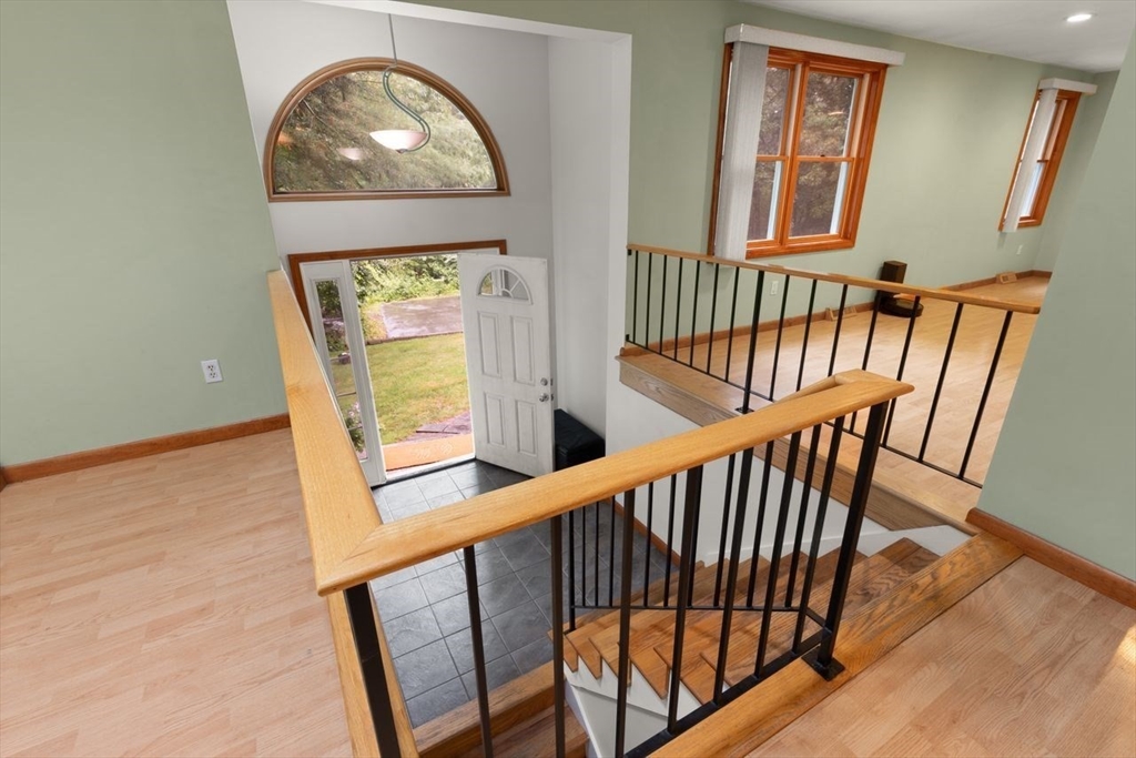 1 Savel Ln Property Photo 4
