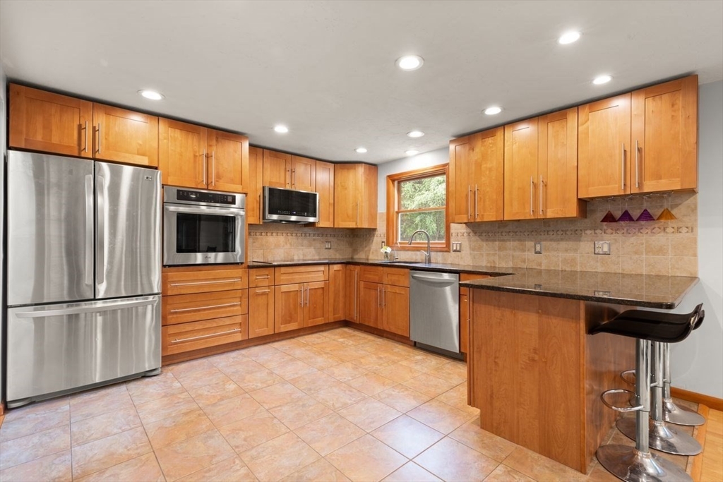 1 Savel Ln Property Photo 16
