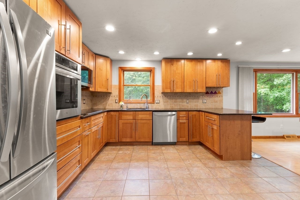 1 Savel Ln Property Photo 17