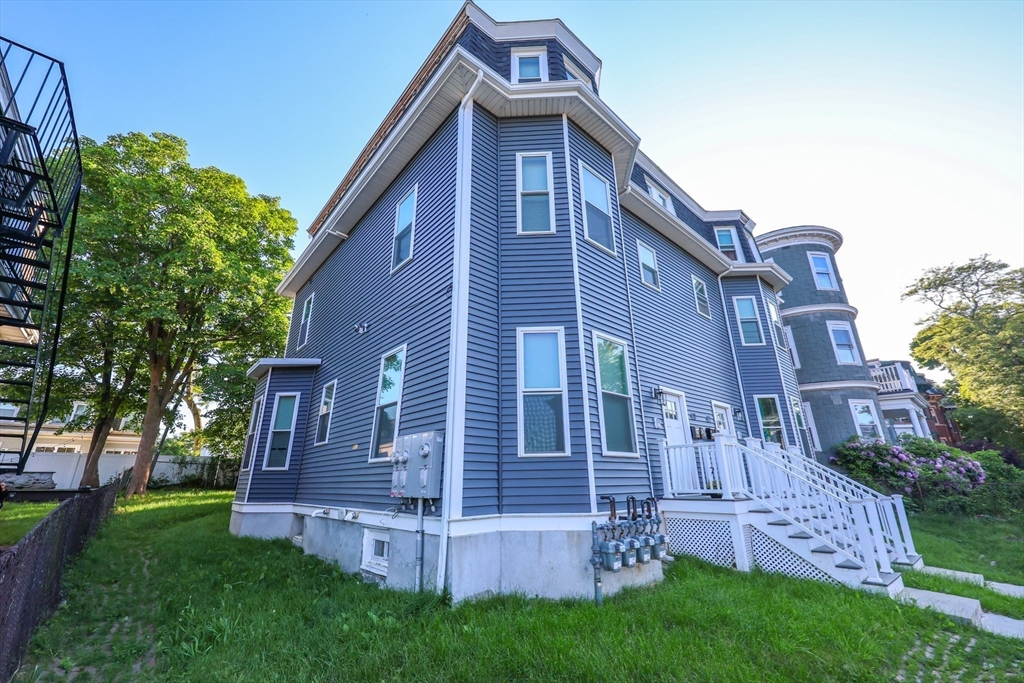63 Clifford Street # 1 Property Photo 1