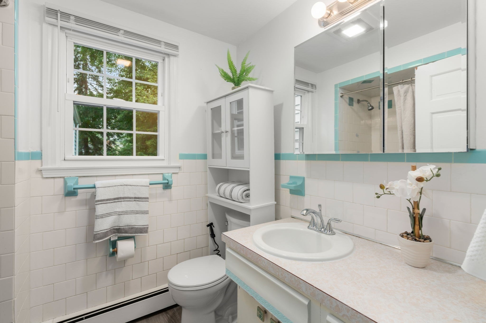 10 Locust Street Property Photo 14