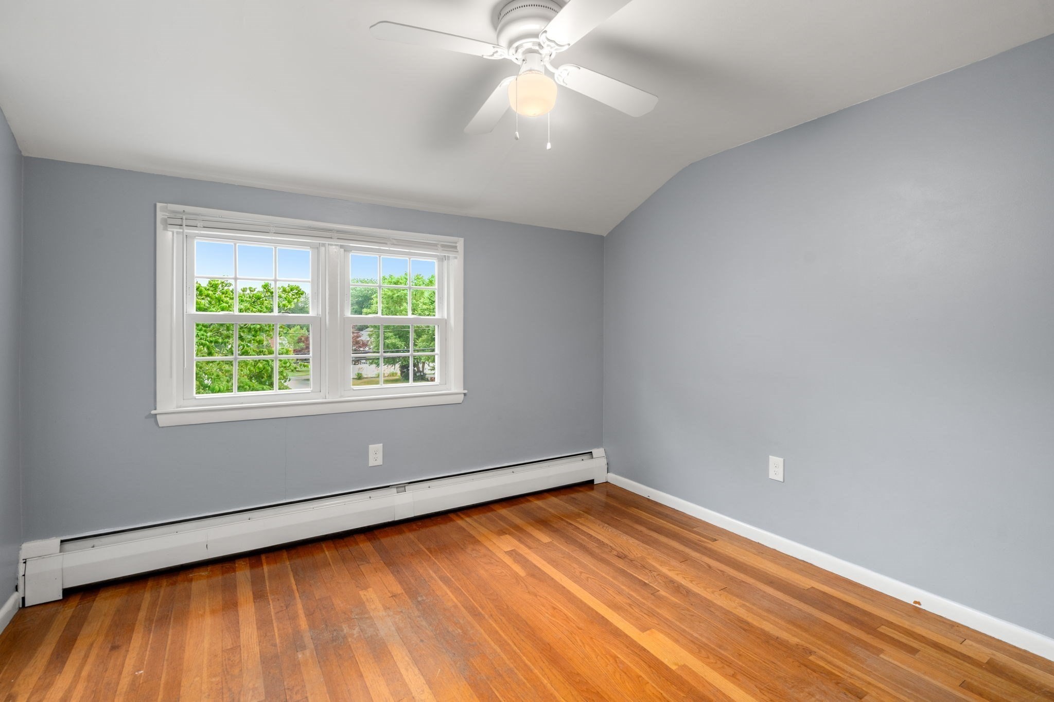 10 Locust Street Property Photo 17
