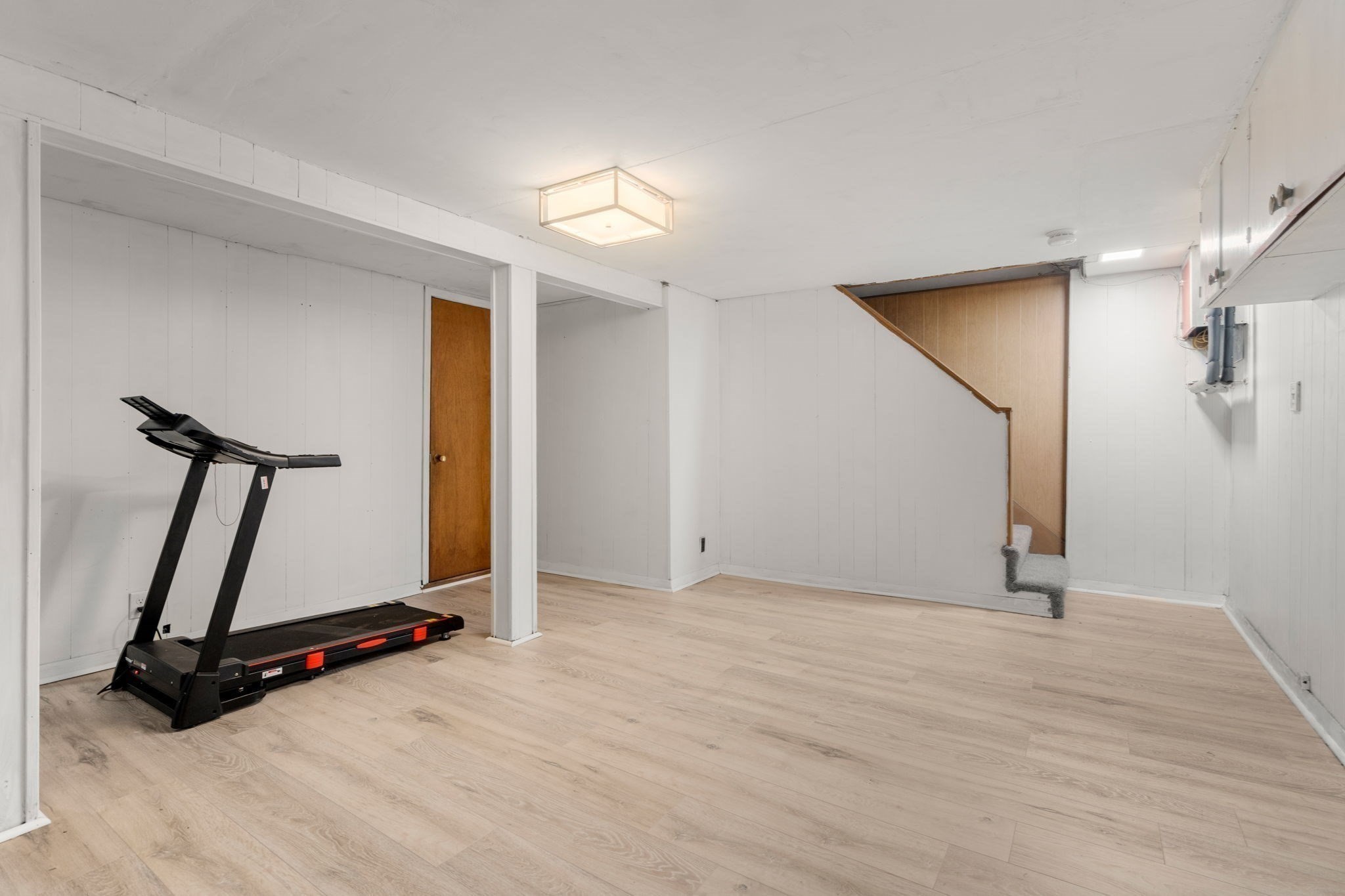 10 Locust Street Property Photo 23