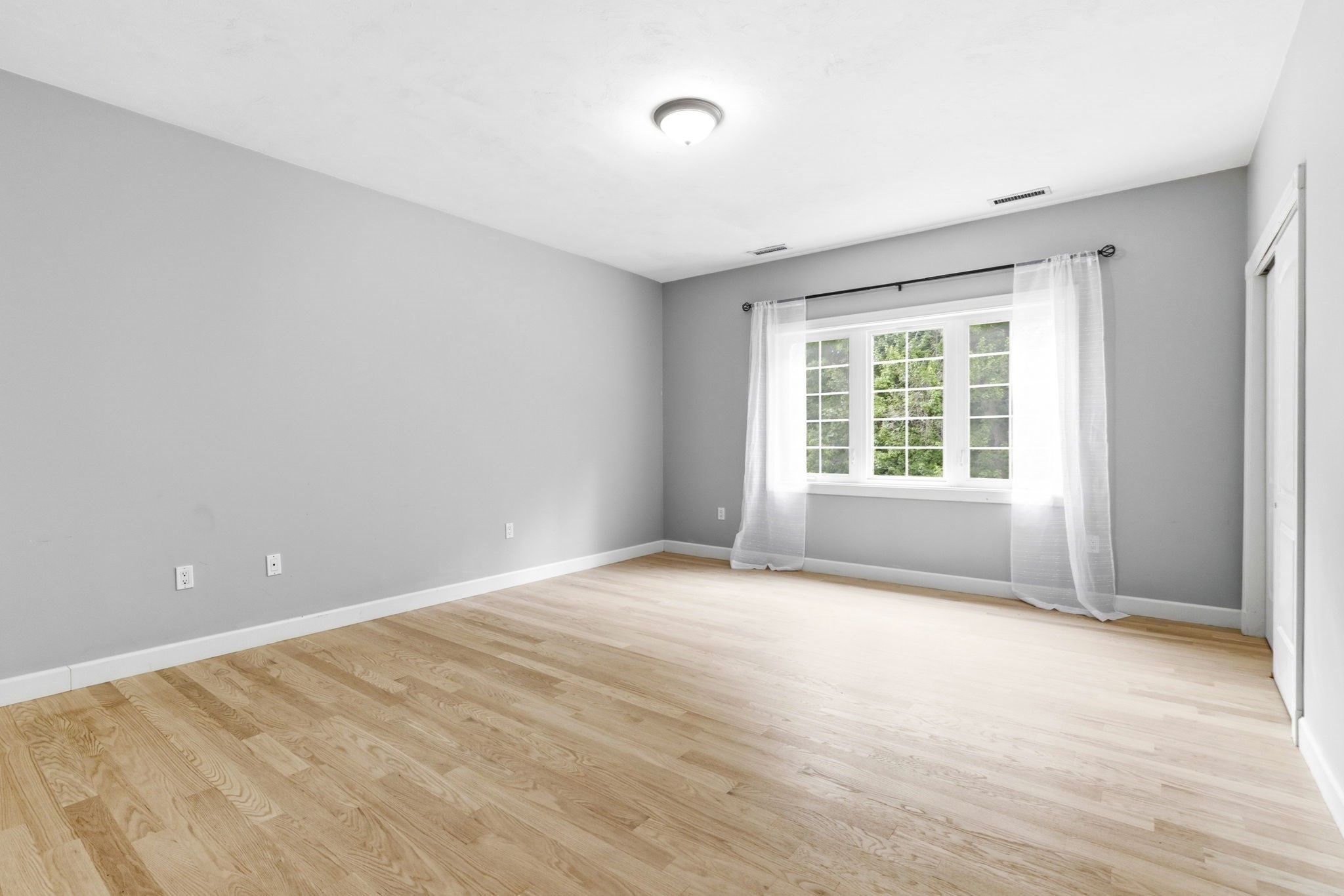 2 Bridle Path Property Photo 30