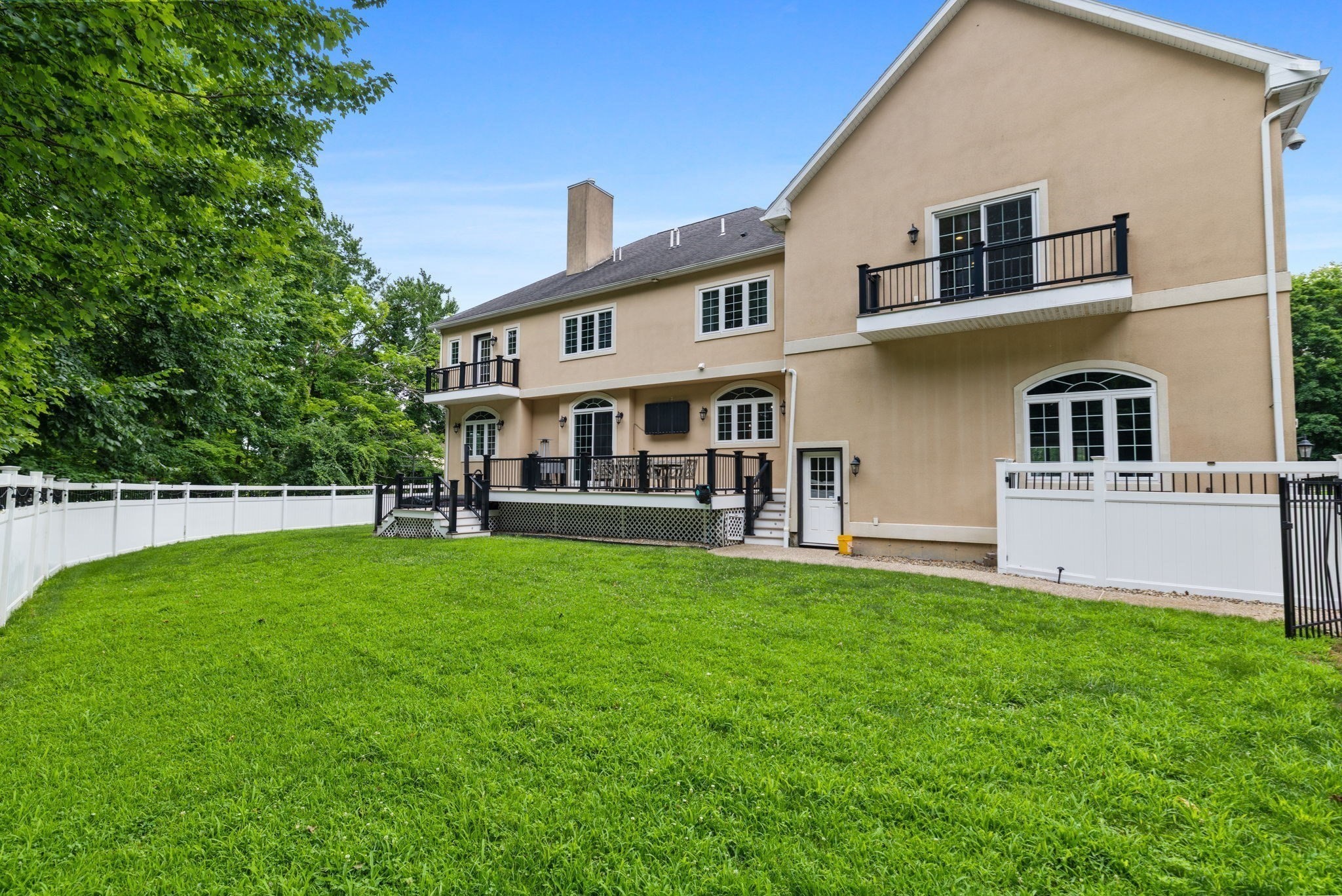 2 Bridle Path Property Photo 37